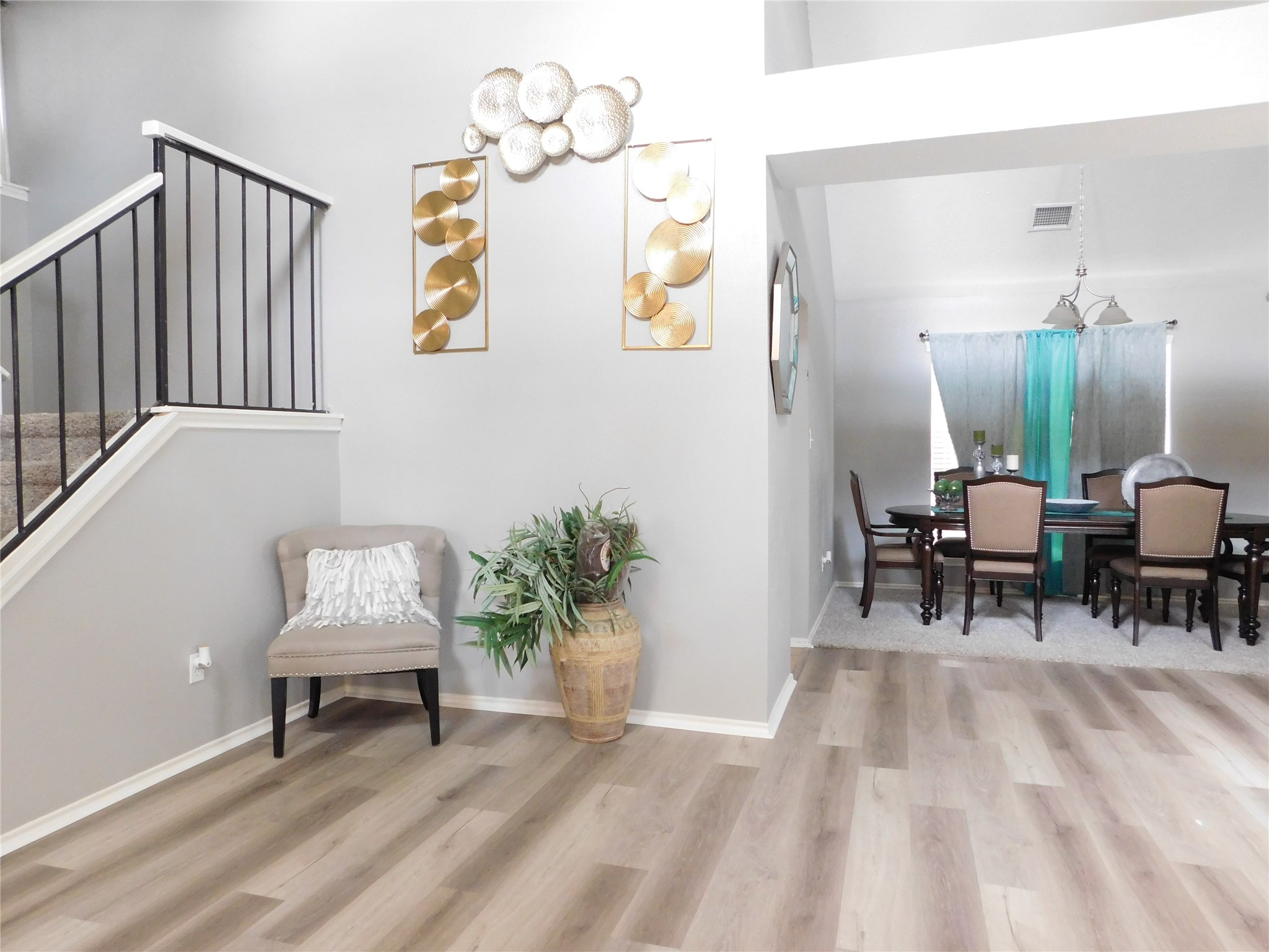 1703 Regal Blue Court, Fresno, TX 77545