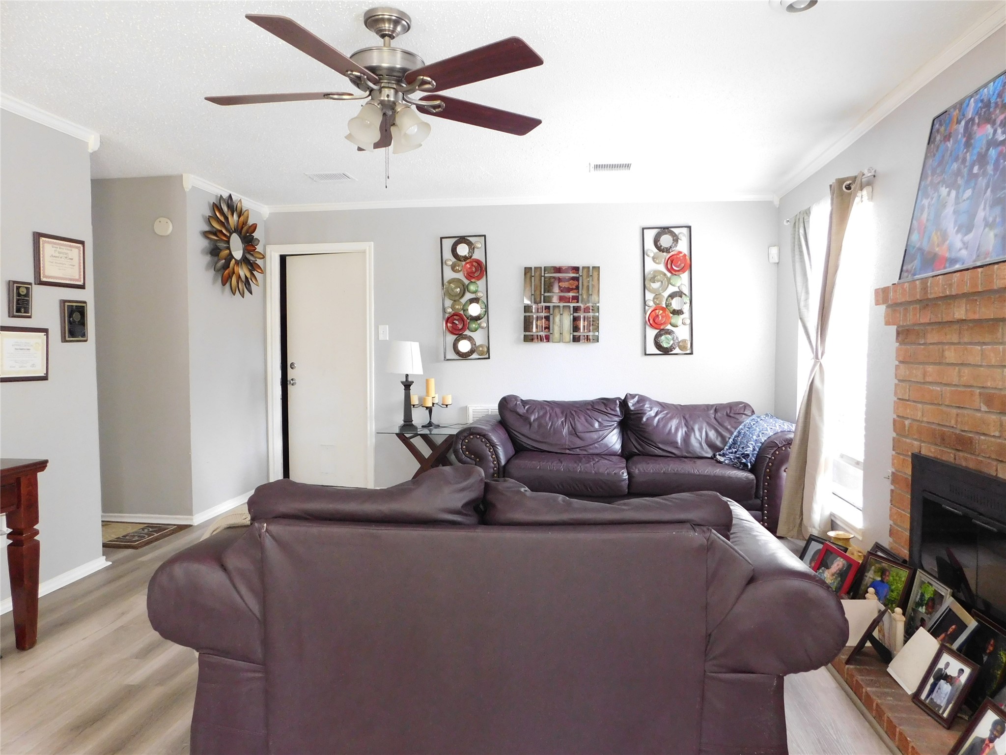 1703 Regal Blue Court, Fresno, TX 77545