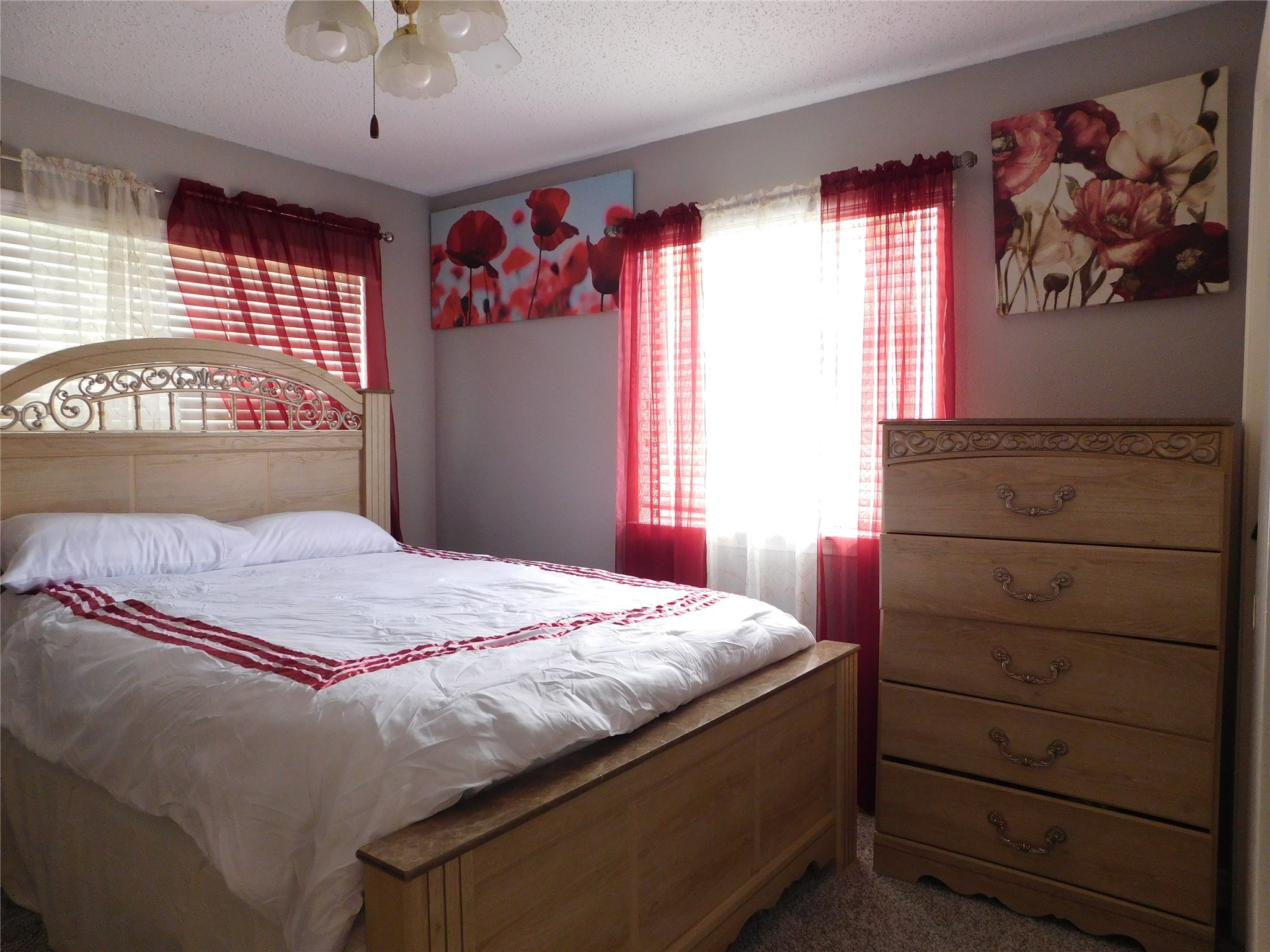 1703 Regal Blue Court, Fresno, TX 77545
