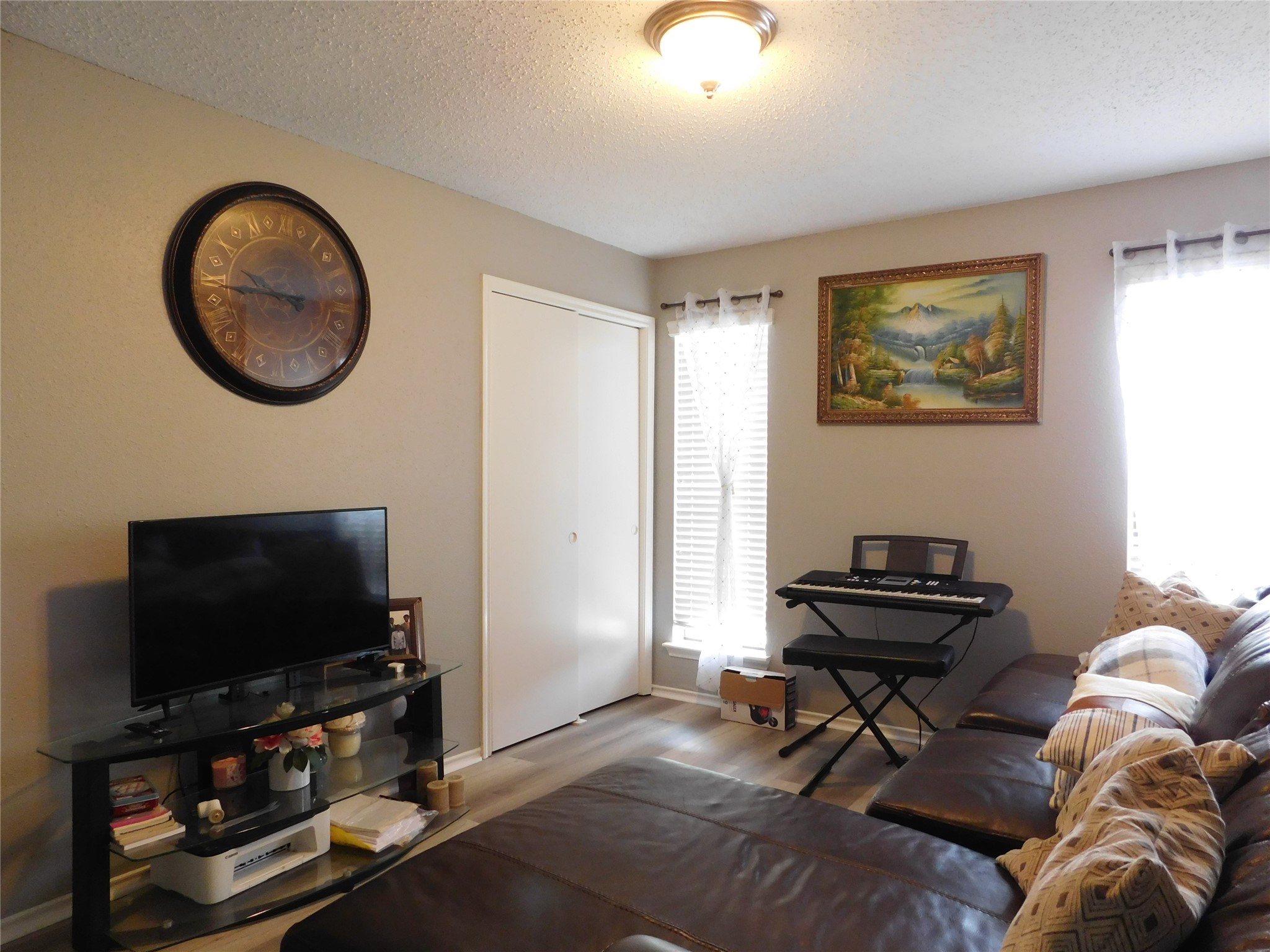 1703 Regal Blue Court, Fresno, TX 77545
