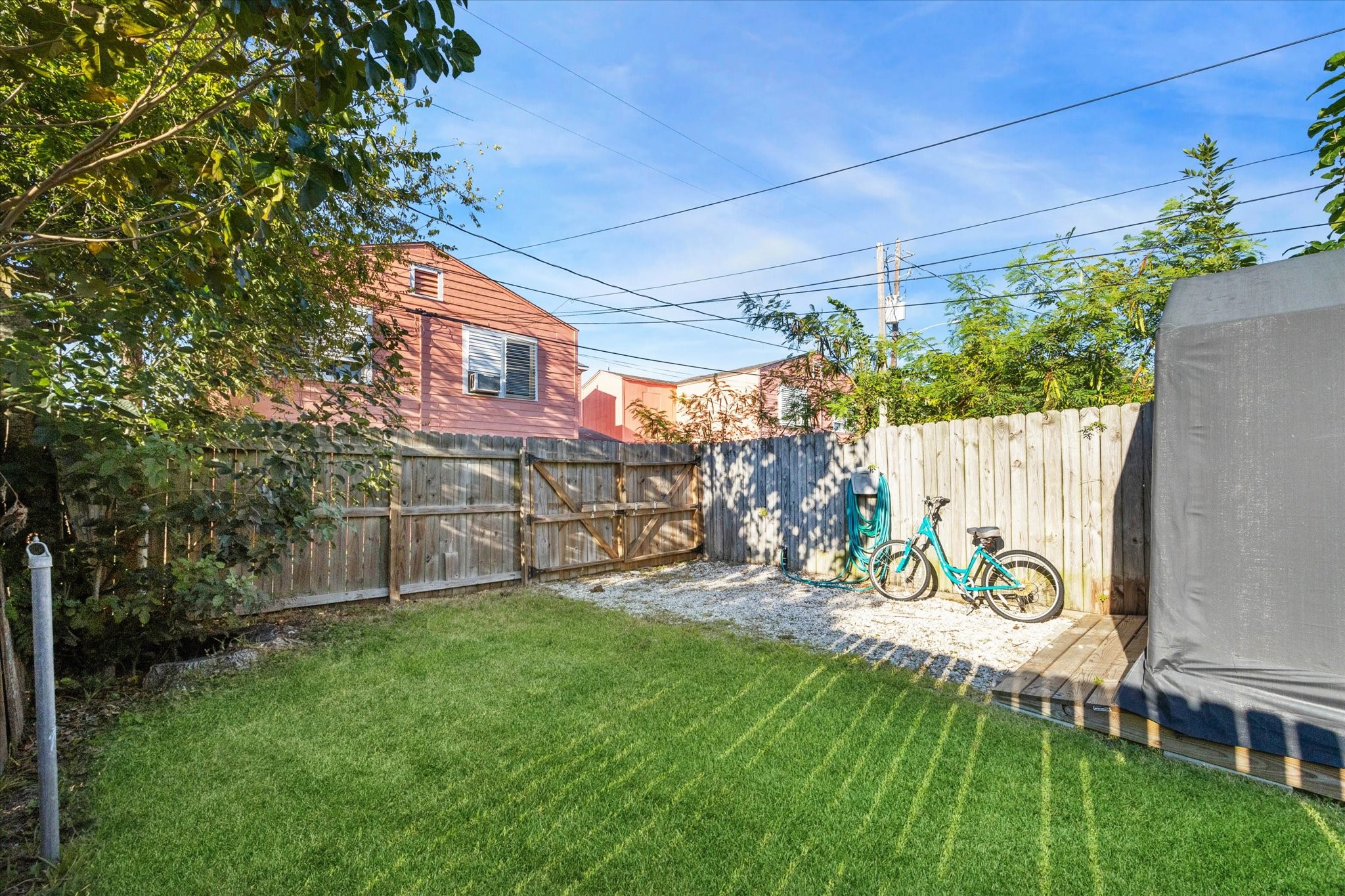 2520 Ave L, Galveston, TX 77550