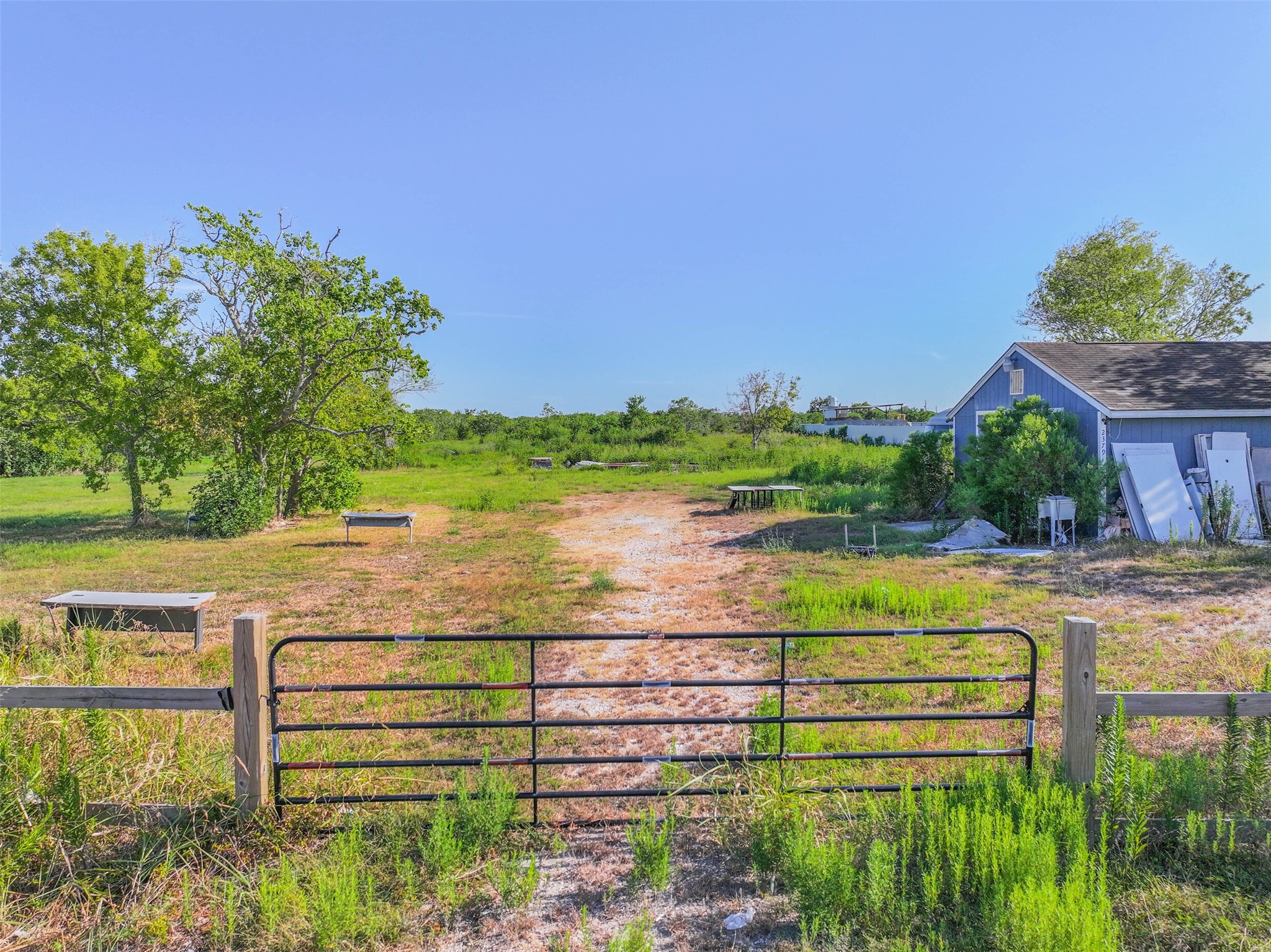 2375 E Fm 517, San Leon, TX 77539