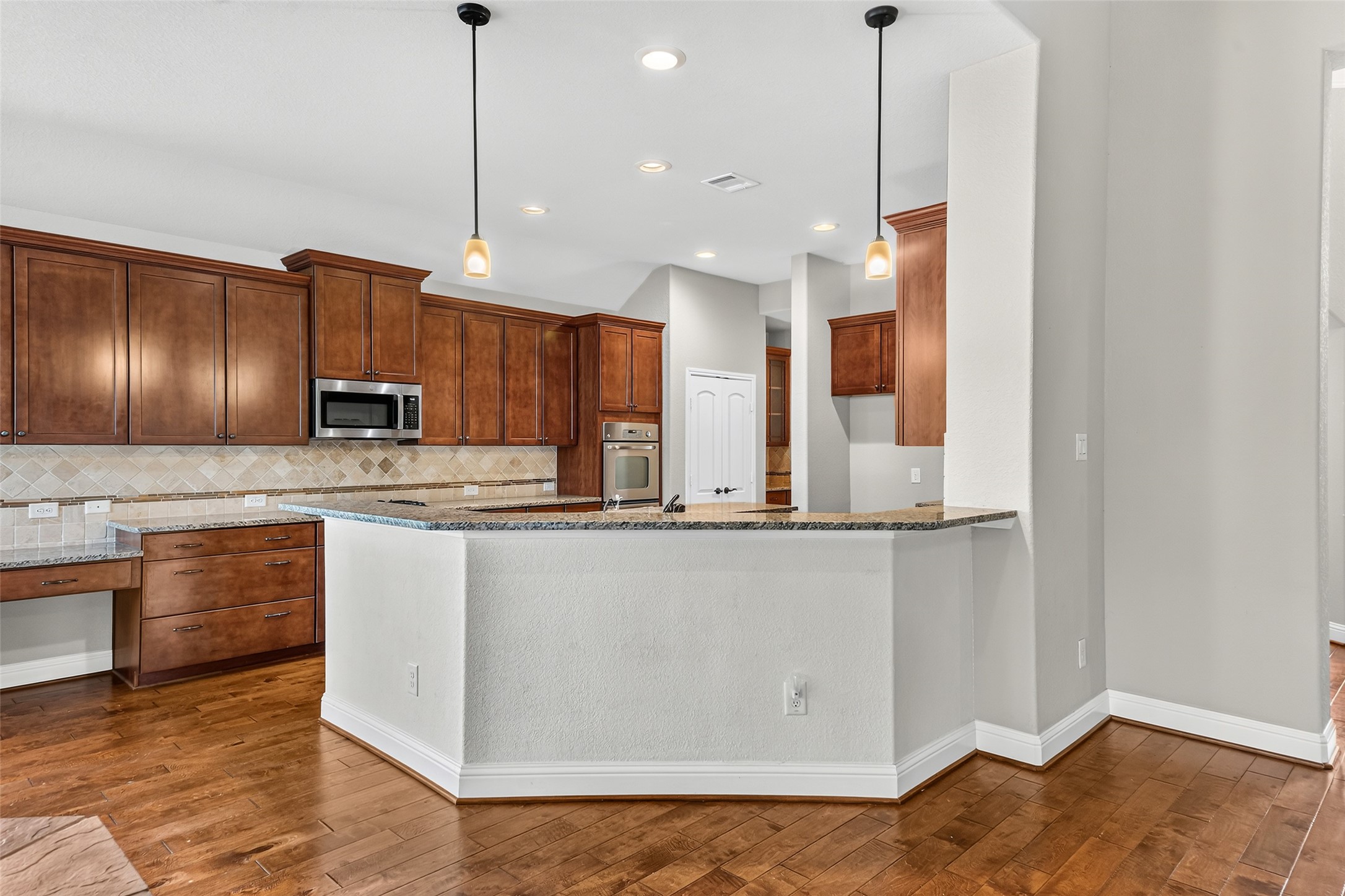 Spacious kitchen perfect for cooking and entertaining.