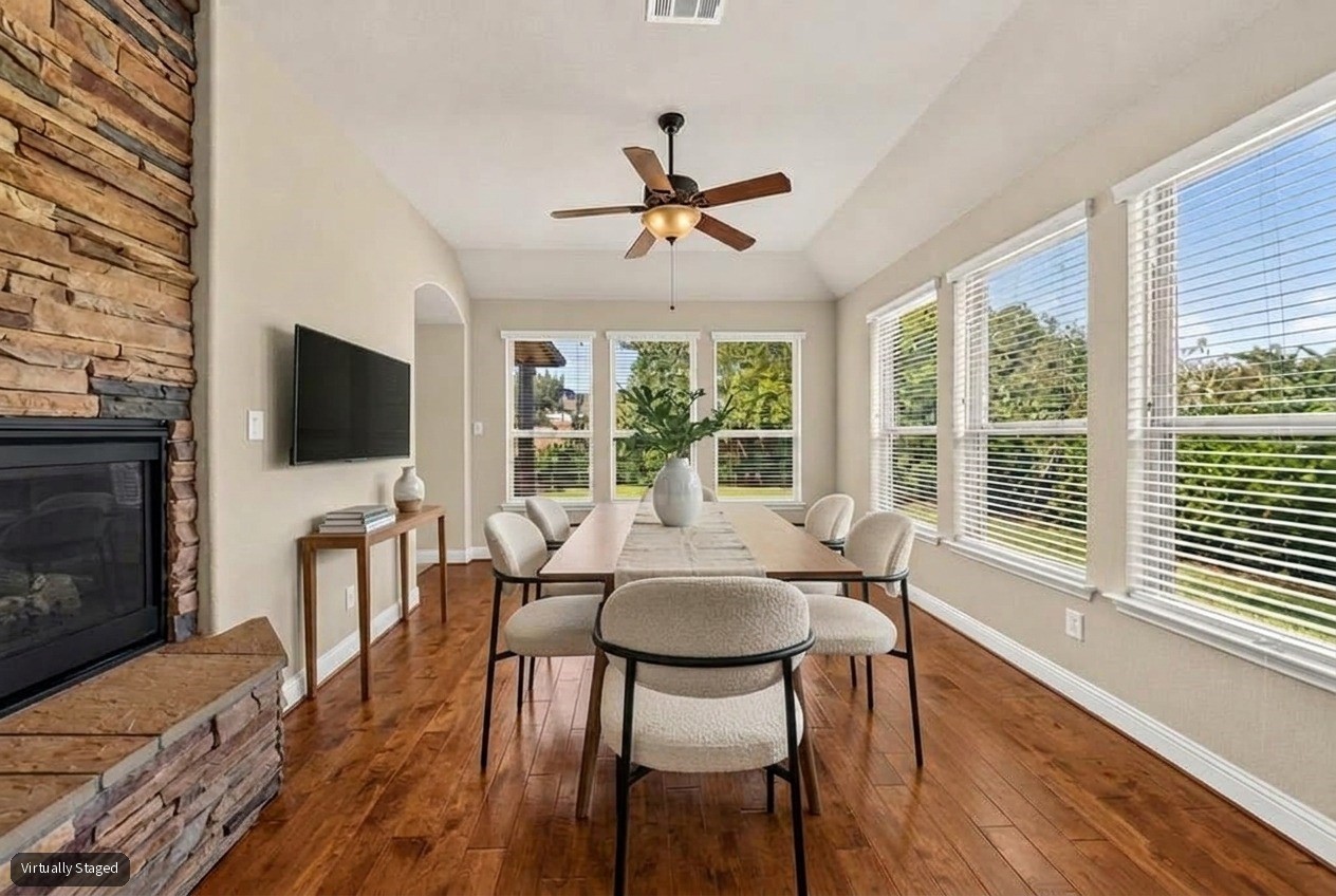 Virtually Staged Breakfast Room