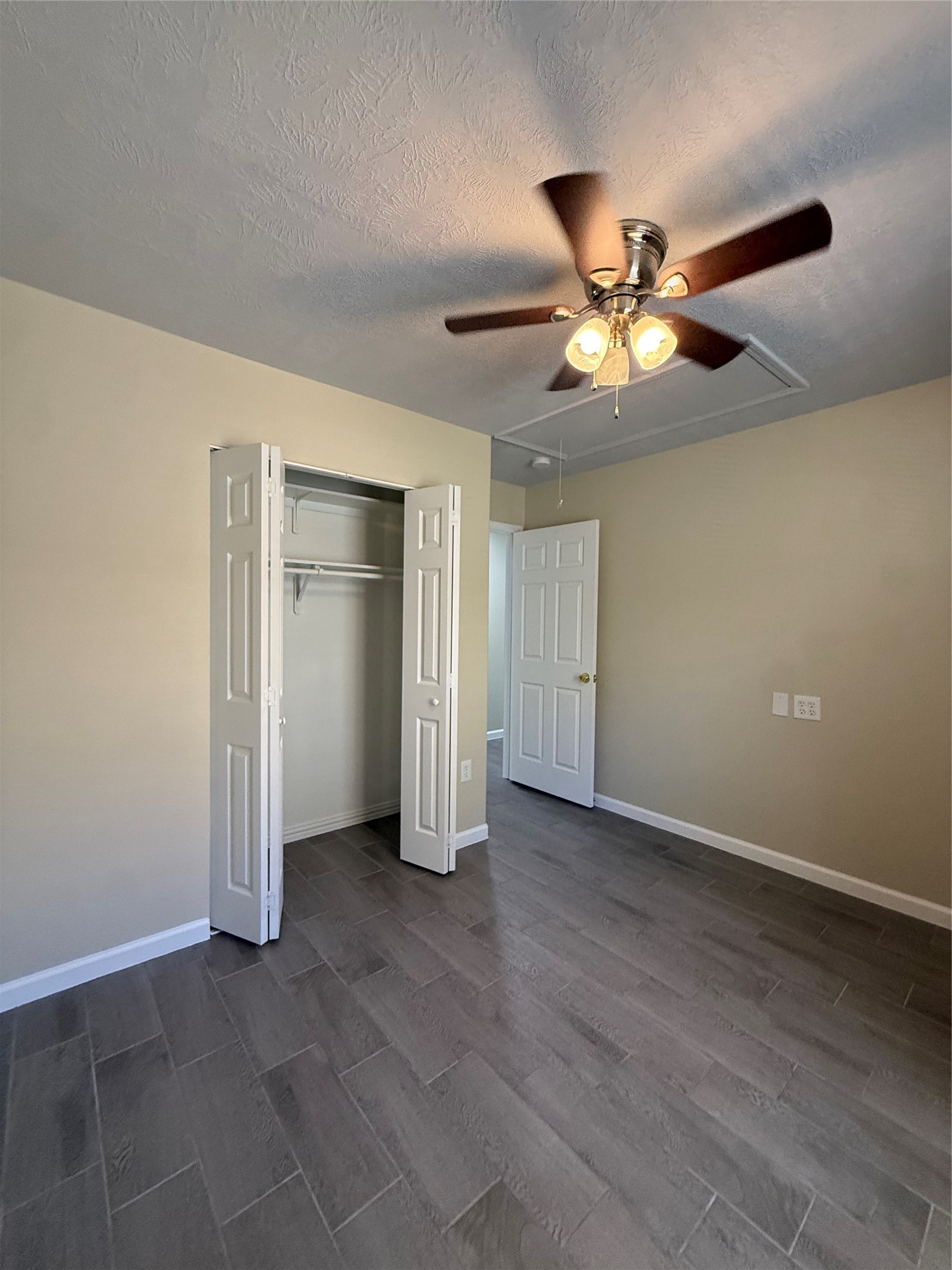 310 Misty Day Lane, Crosby, TX 77532