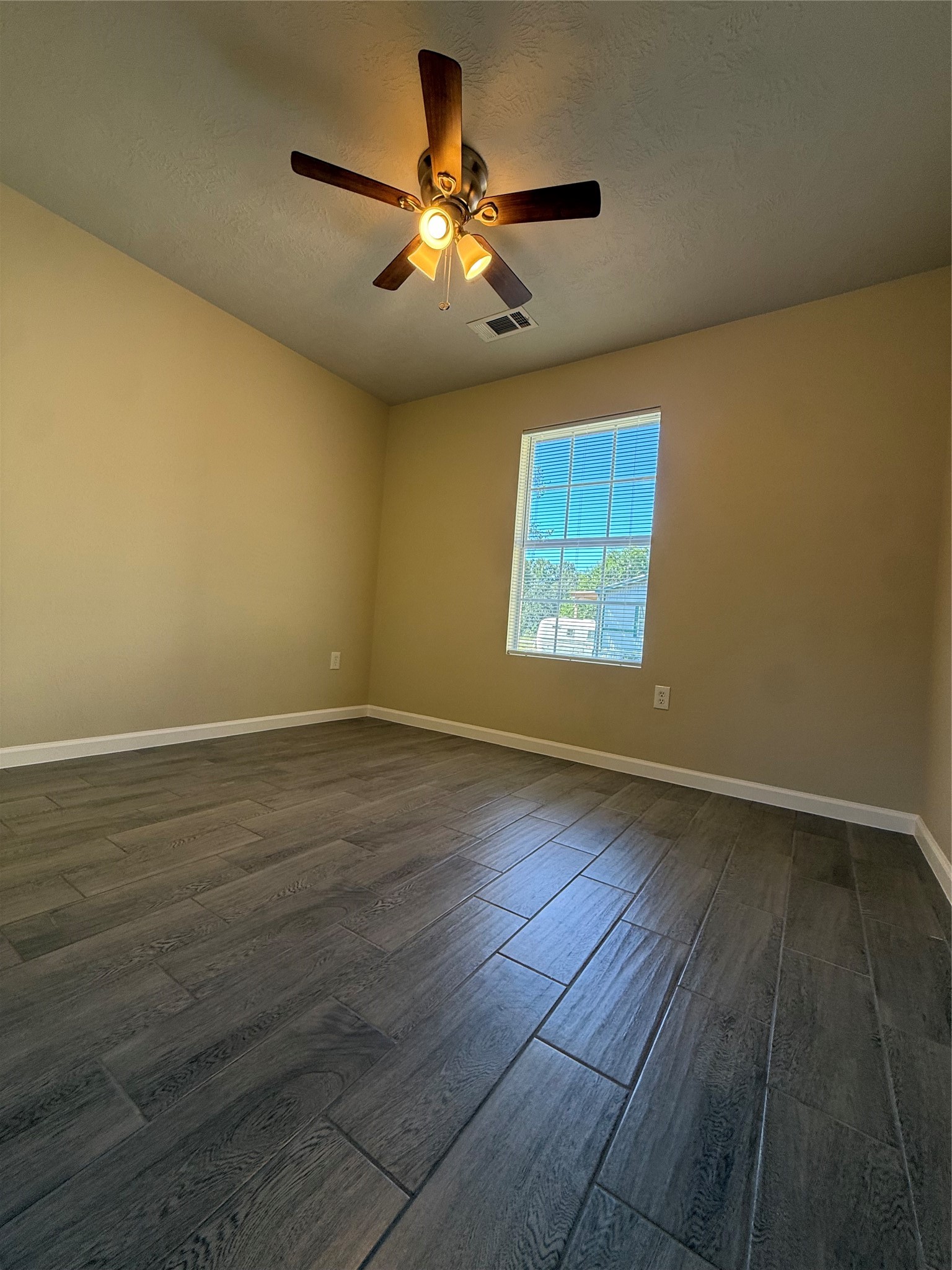 310 Misty Day Lane, Crosby, TX 77532