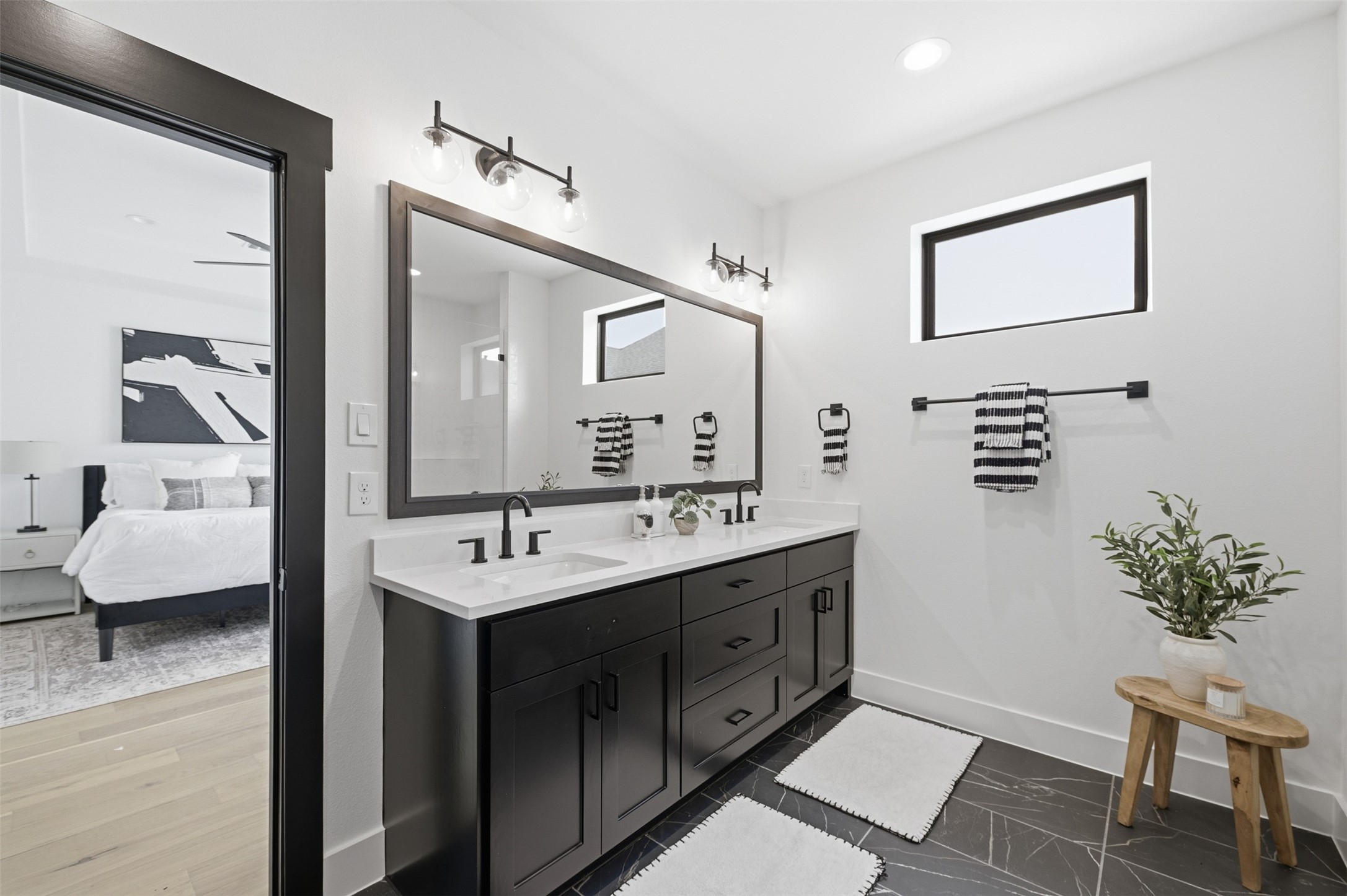 4605 Harrisburg Boulevard, #C, Houston, TX 77011