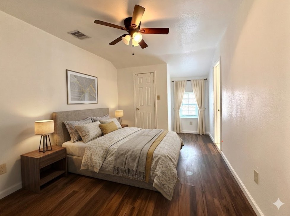 Unit 1 Upstair bedroom