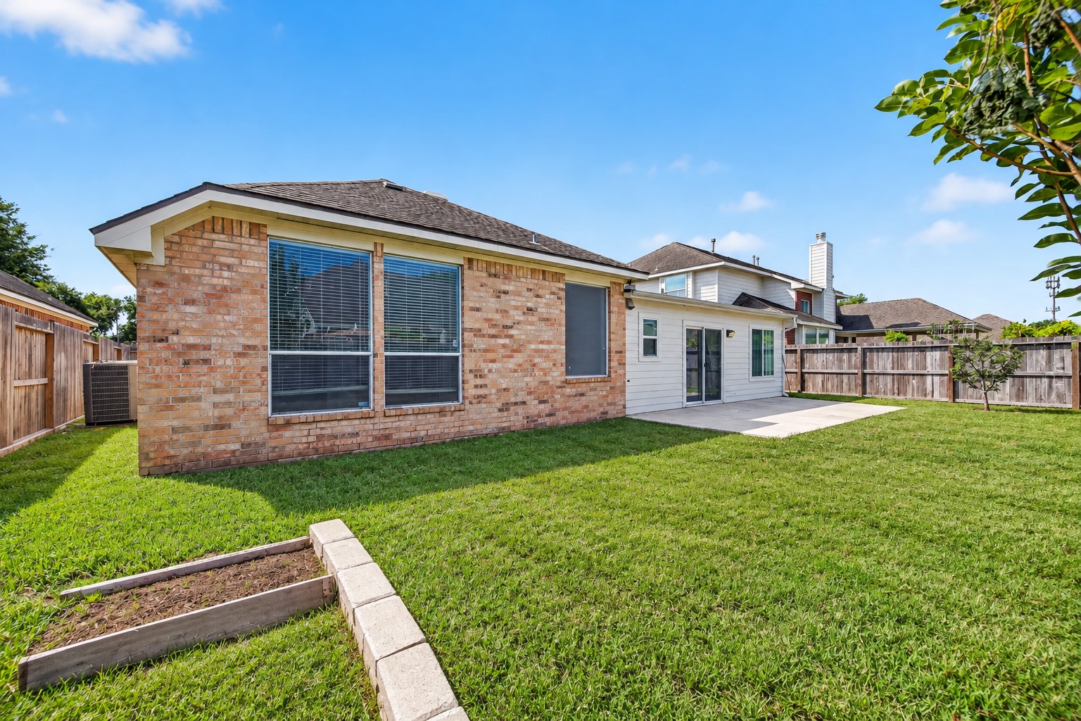 12214 Aspen Lane, Stafford, TX 77477