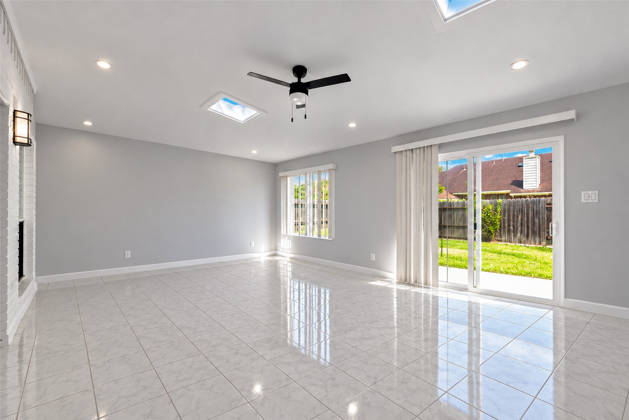 12214 Aspen Lane, Stafford, TX 77477
