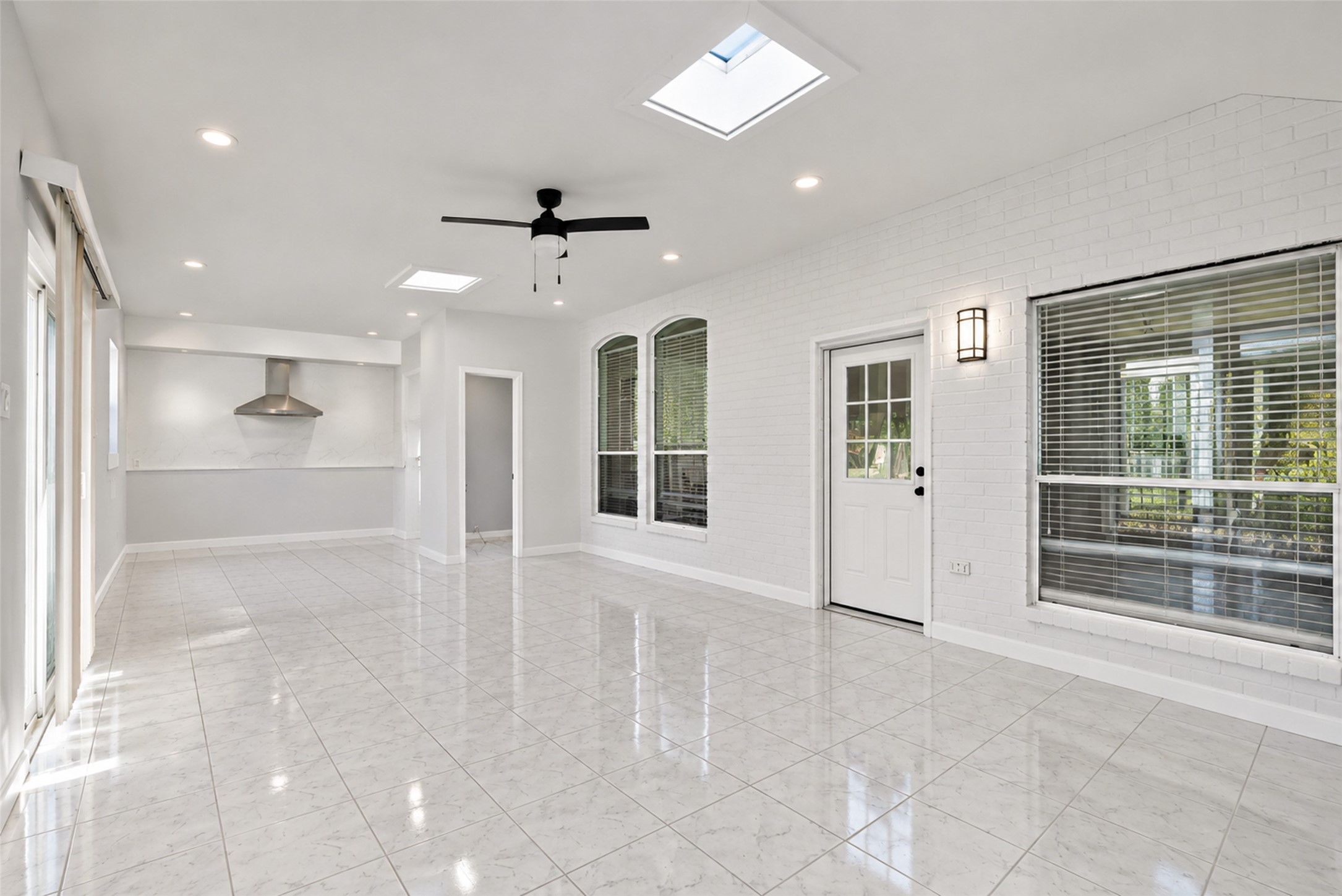 12214 Aspen Lane, Stafford, TX 77477