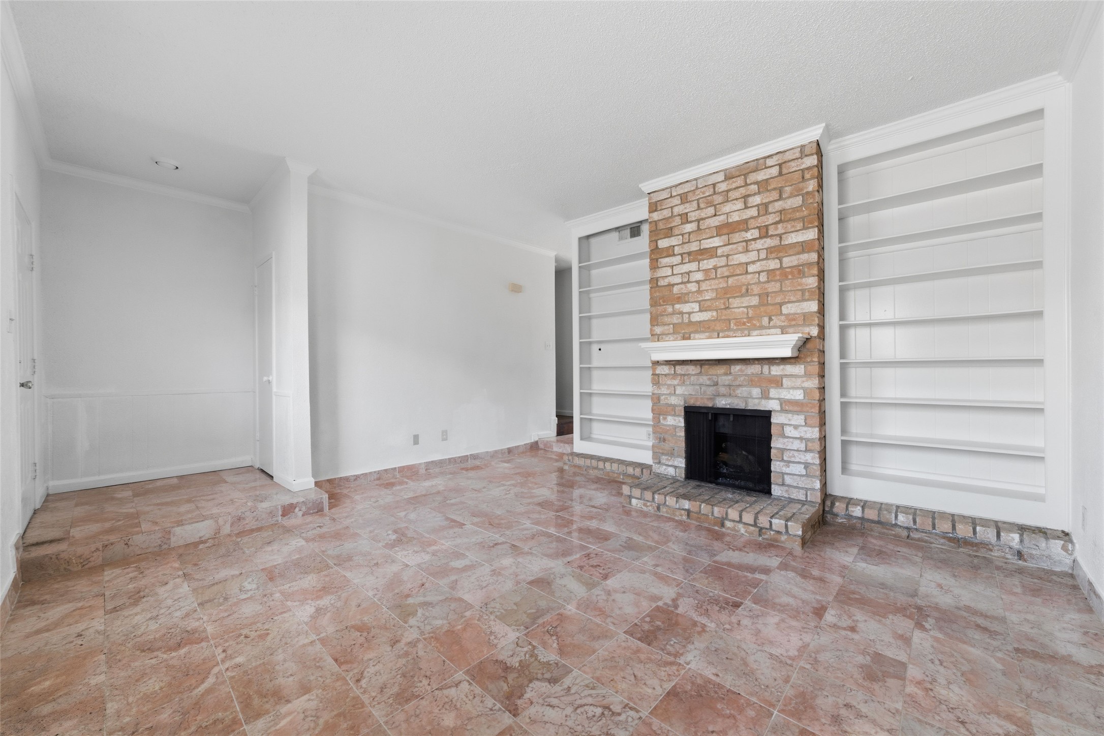 7700 Creekbend Drive, #70, Houston, TX 77071 7700 Creekbend Drive, #70, Houston, TX 77071