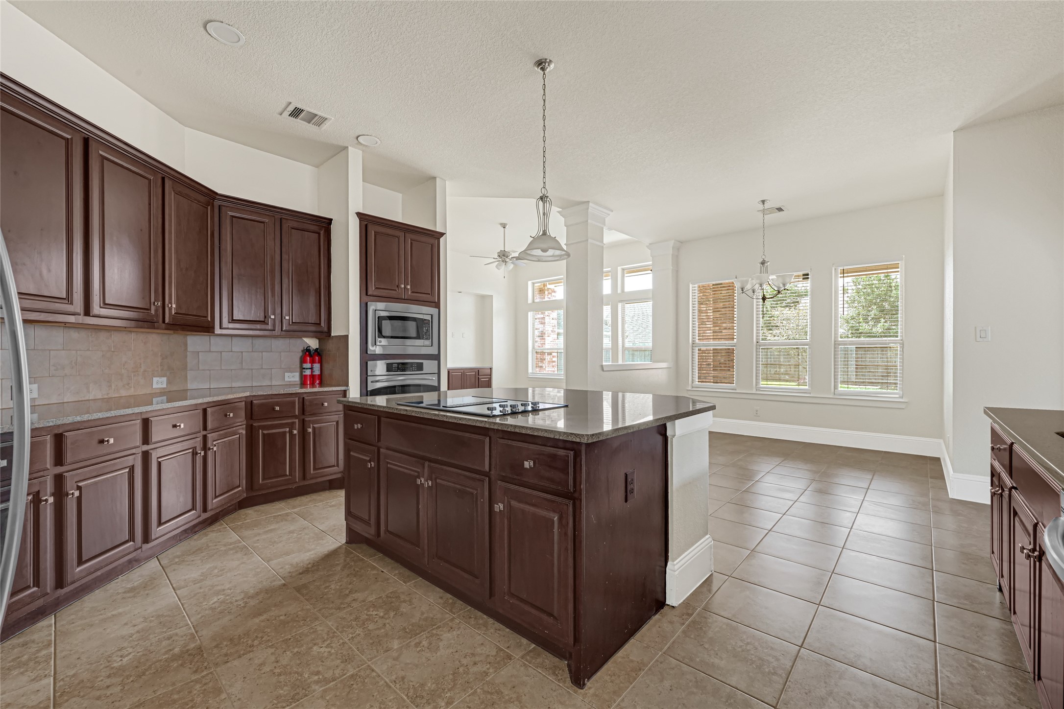 4526 Broken Rock Lane, Sugar Land, TX 77479
