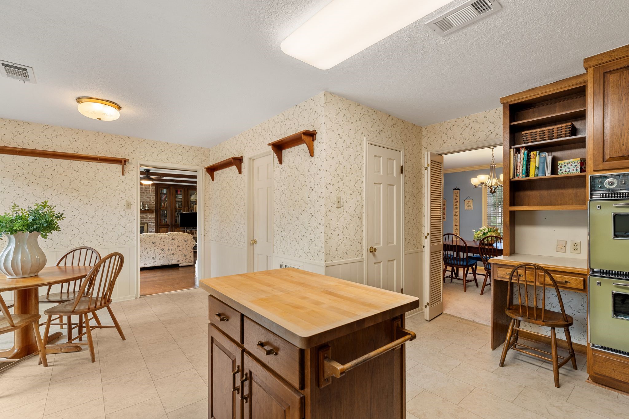 14535 Carolcrest Drive, Houston, TX 77079