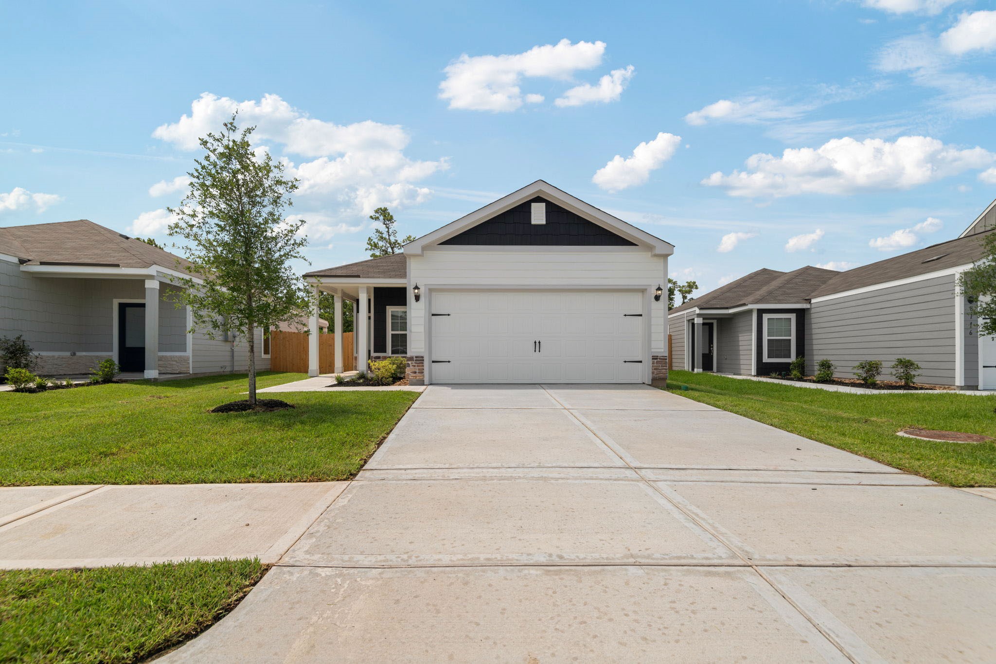 8207 Alpine Bearberry Drive, Houston, TX 77016 8207 Alpine Bearberry Drive, Houston, TX 77016