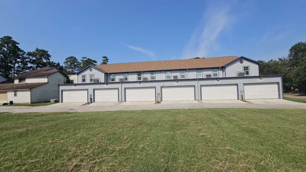 5802 Twisted Pine Court, #E, Houston, TX 77039