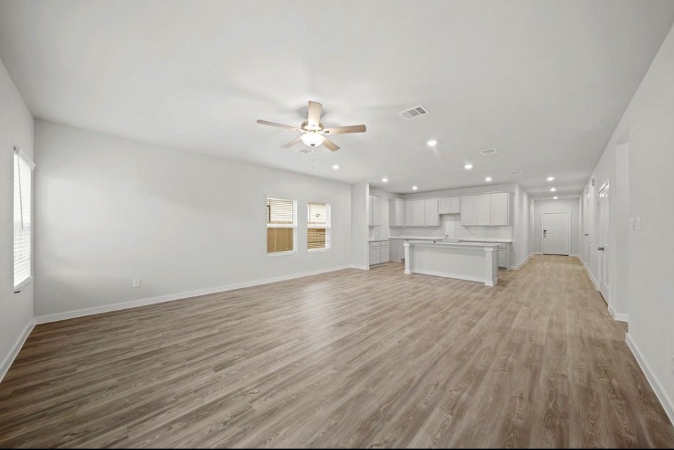 12030 Curlin Drive, Willis, TX 77318 12030 Curlin Drive, Willis, TX 77318