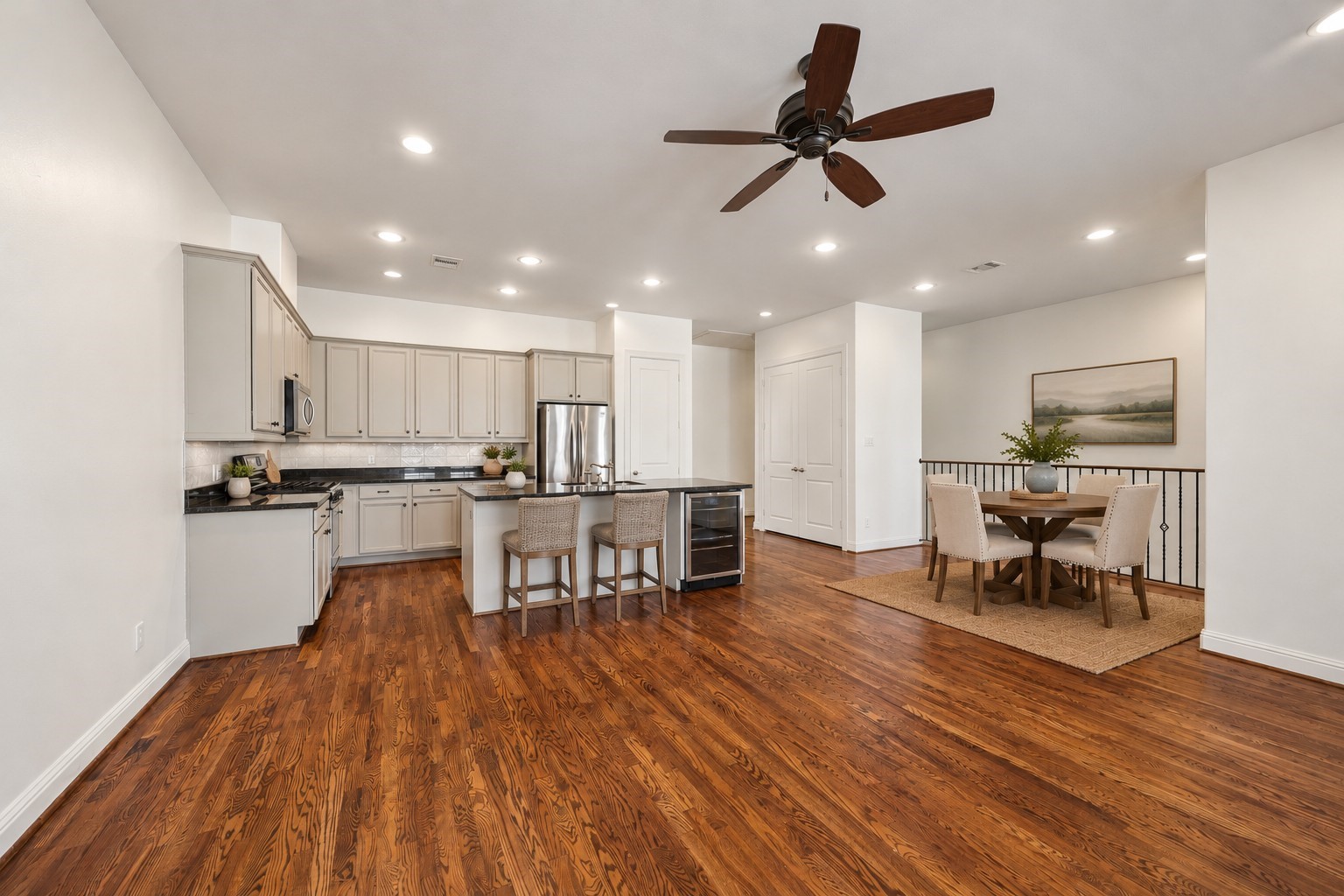 Virtually staged kitchen seating area