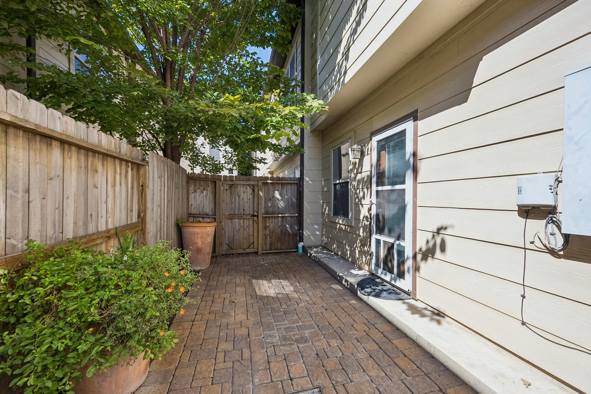 1222 Sampson Street, Houston, TX 77003