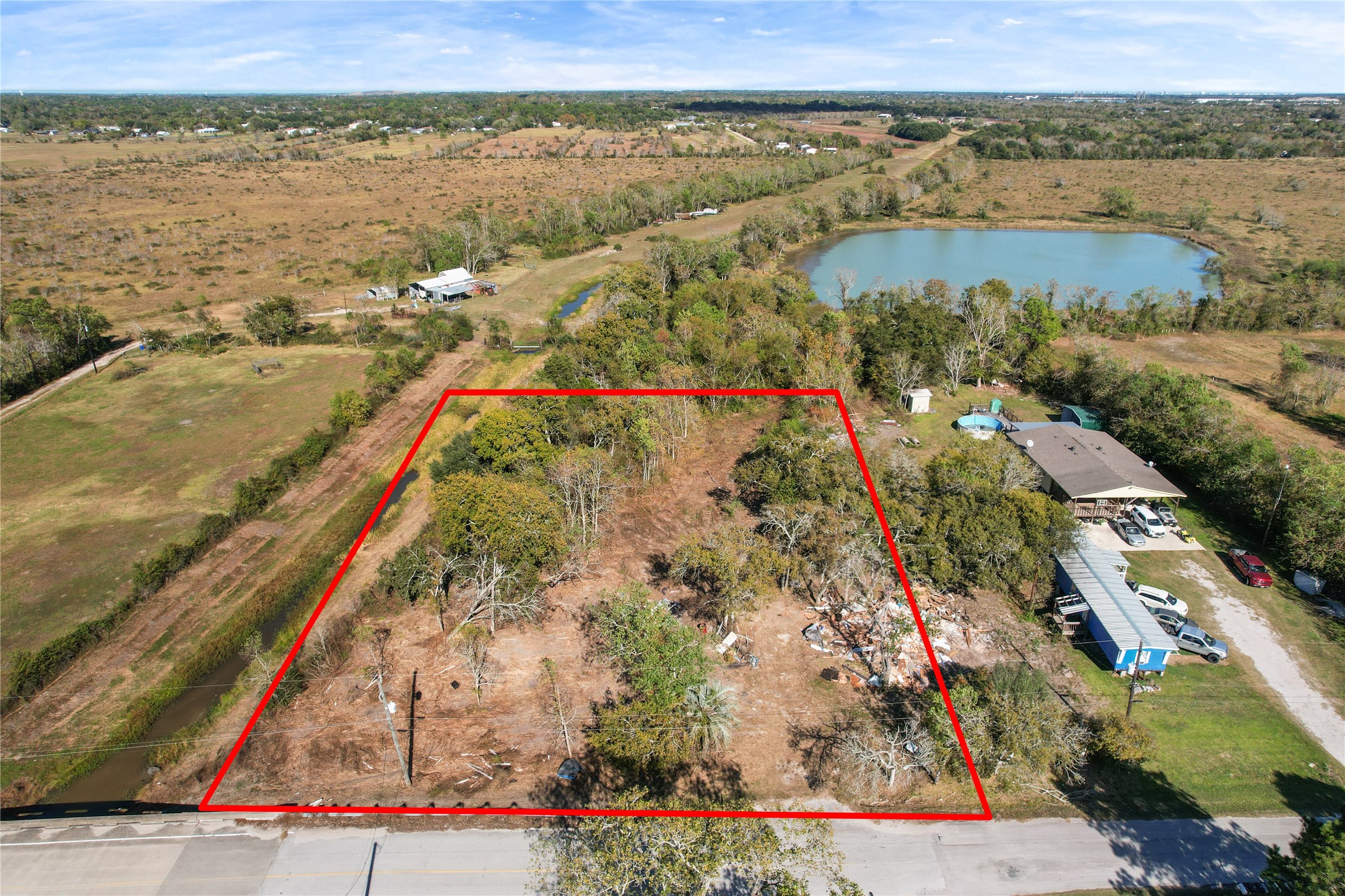 8903 Baker Street, Santa Fe, TX 77510 8903 Baker Street, Santa Fe, TX 77510