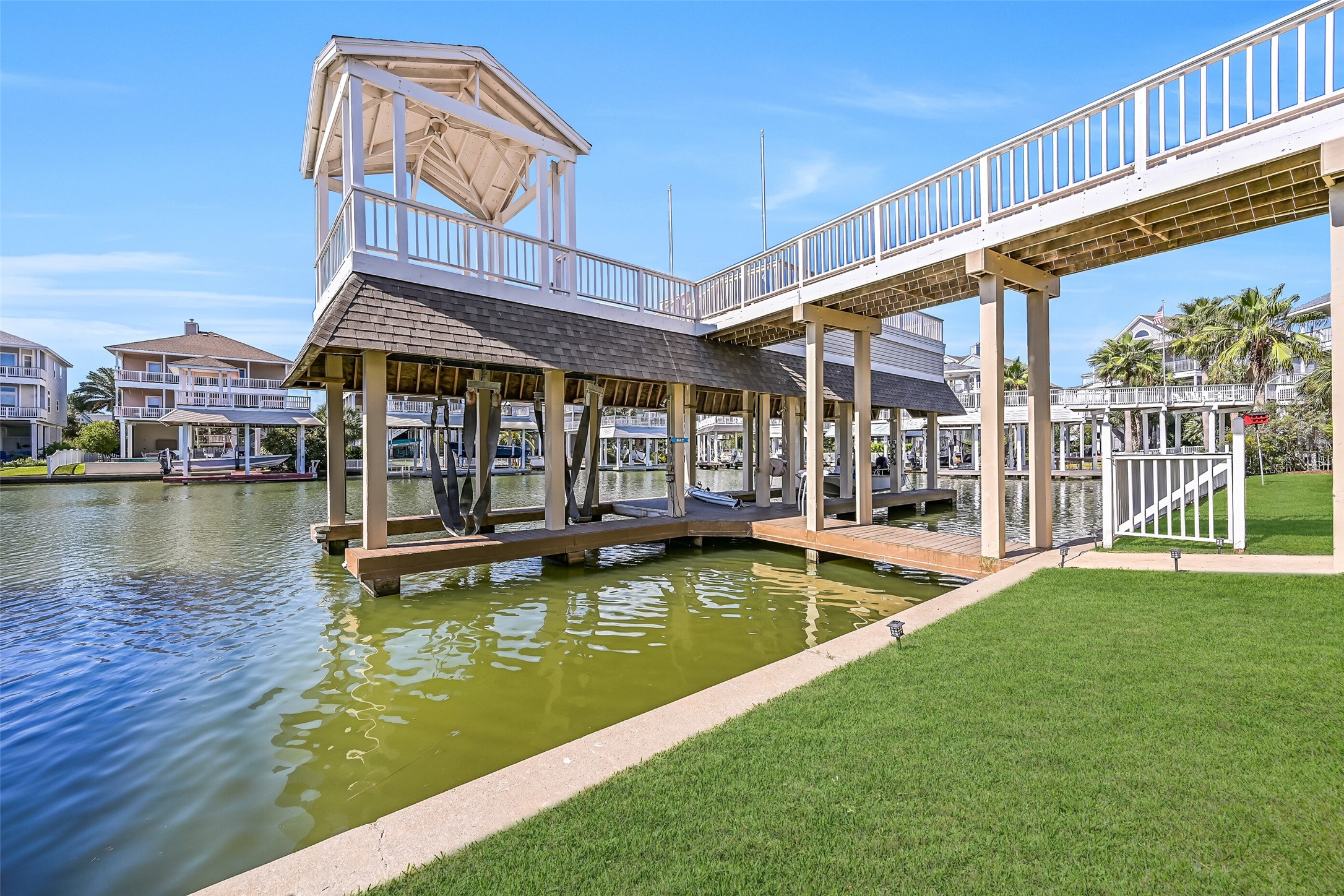 3310 Eckert Drive, Galveston, TX 77554