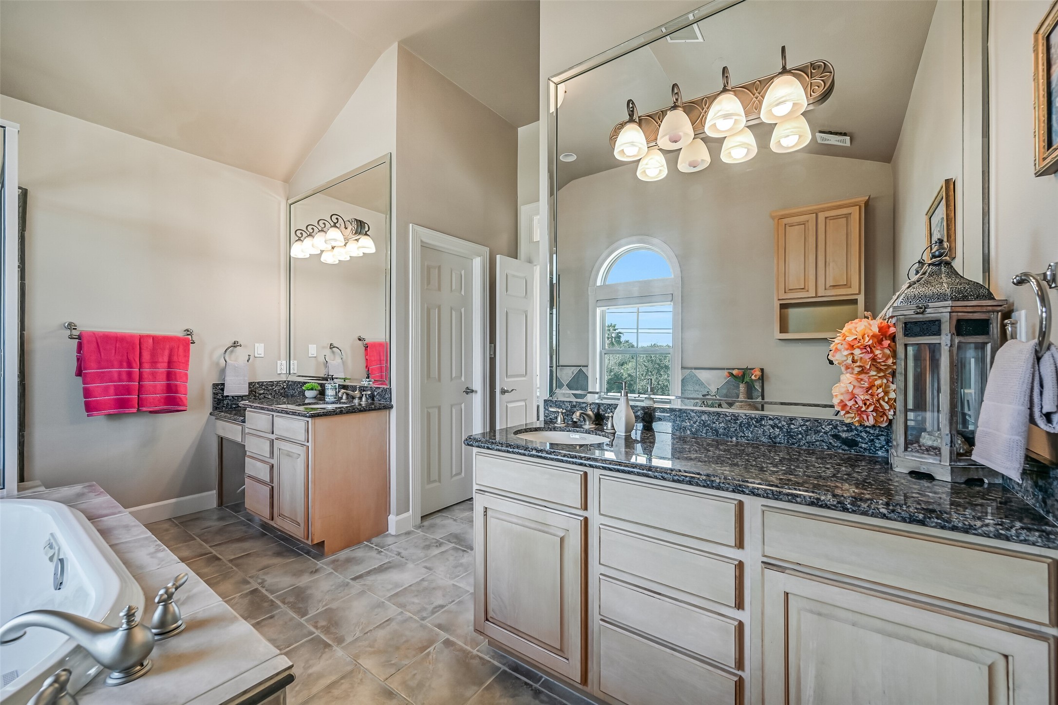 3310 Eckert Drive, Galveston, TX 77554