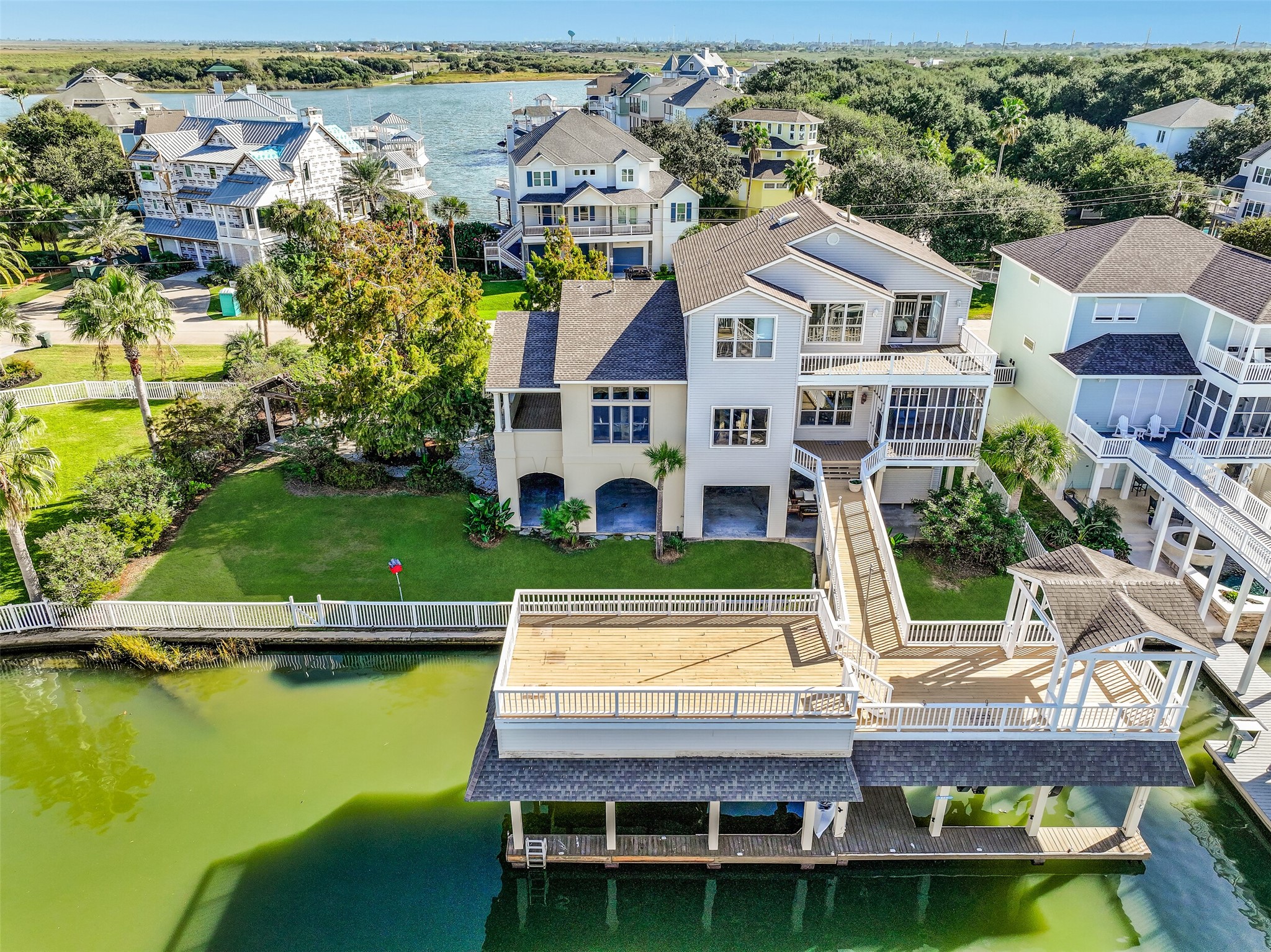3310 Eckert Drive, Galveston, TX 77554