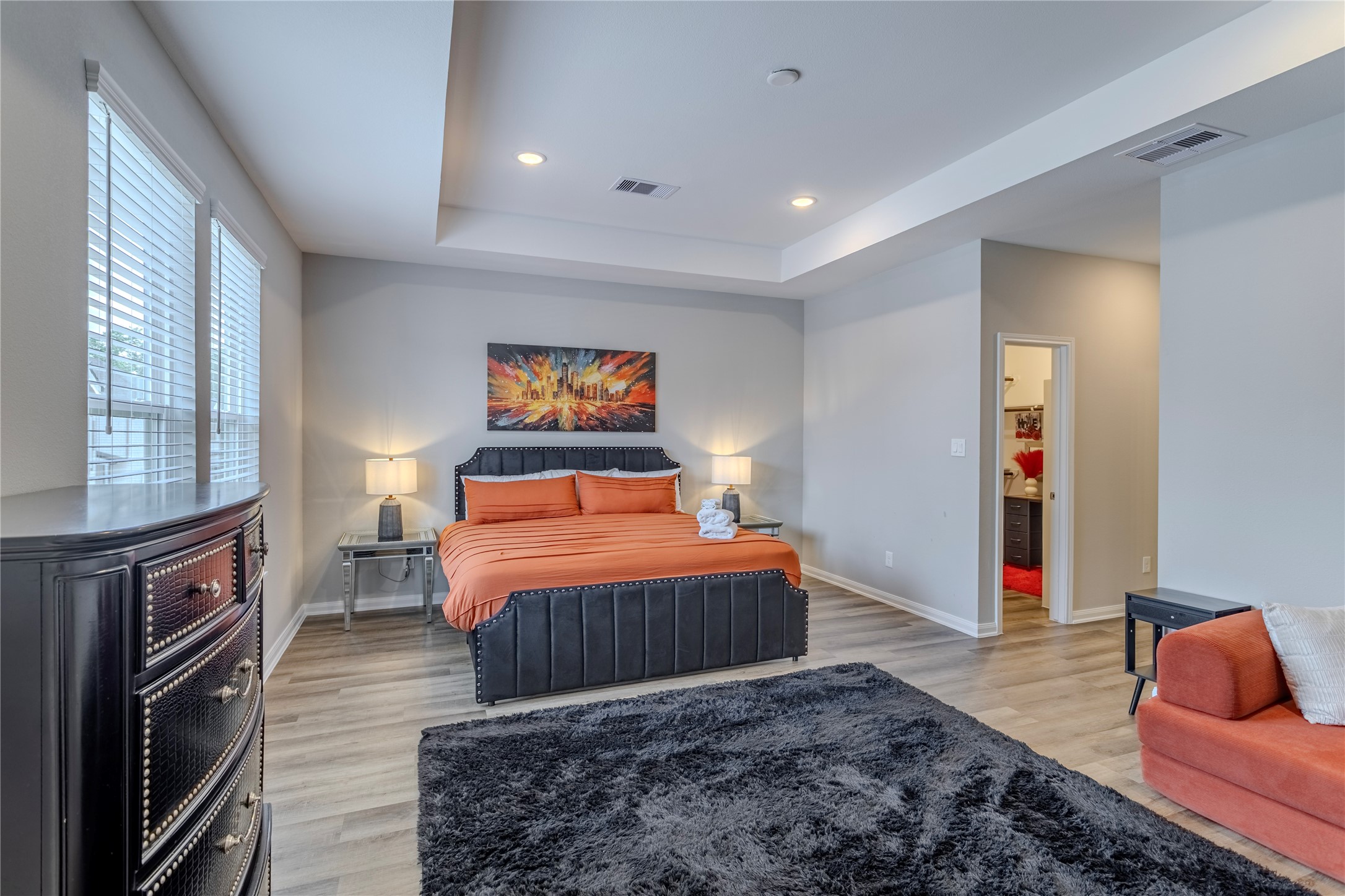 8124 Esther Acres Lane, Houston, TX 77088