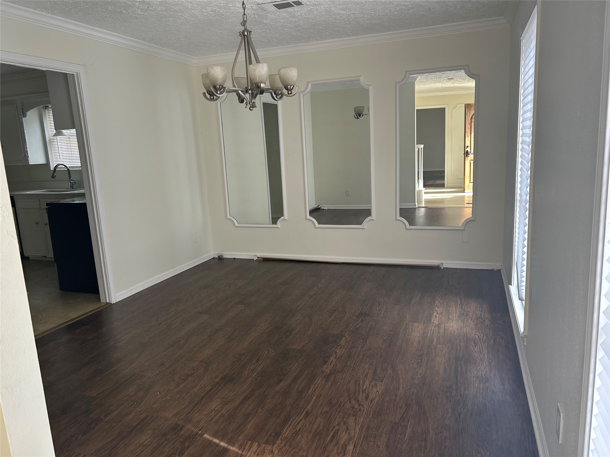 802 Marne Lane, Houston, TX 77090