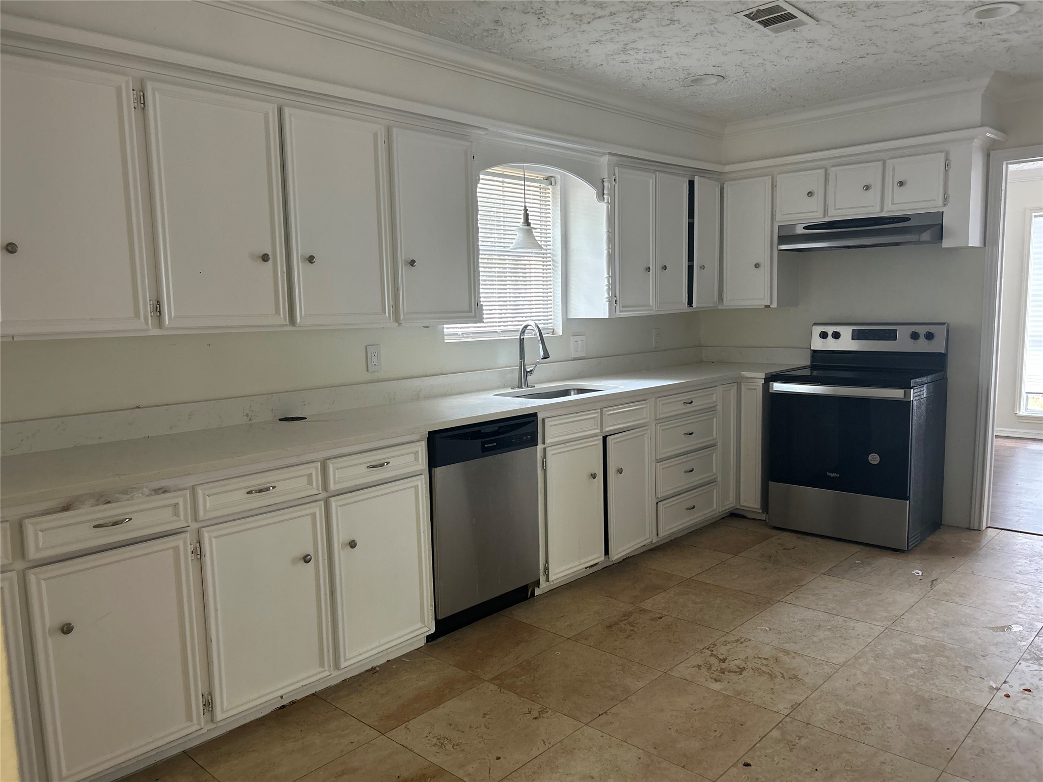 802 Marne Lane, Houston, TX 77090