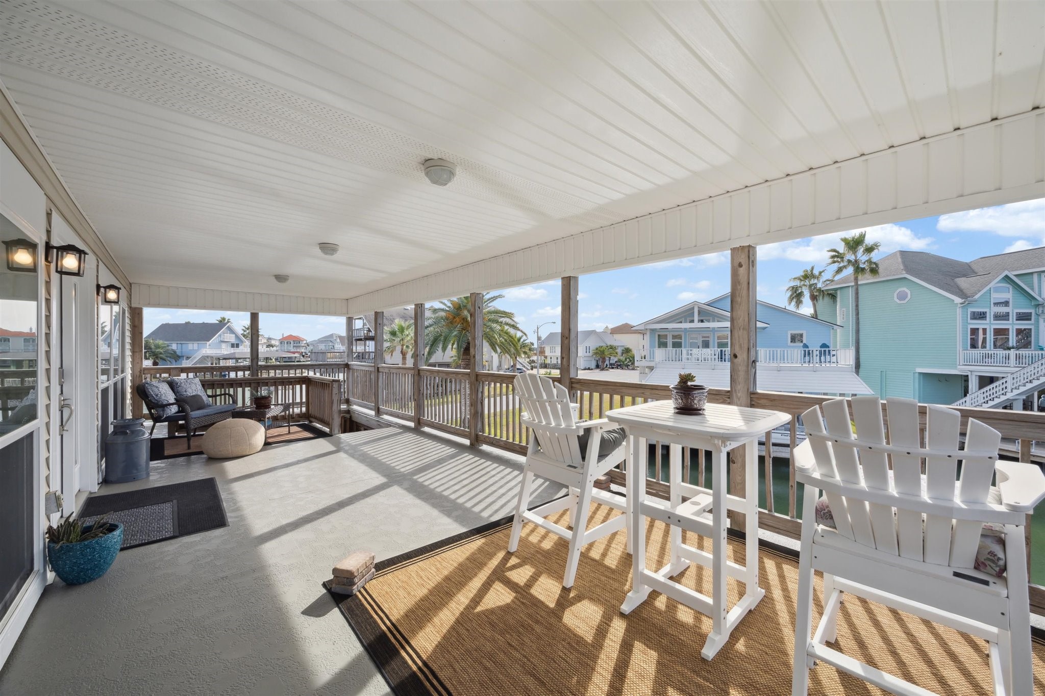 223 Easterly Drive, Tiki Island, TX 77554
