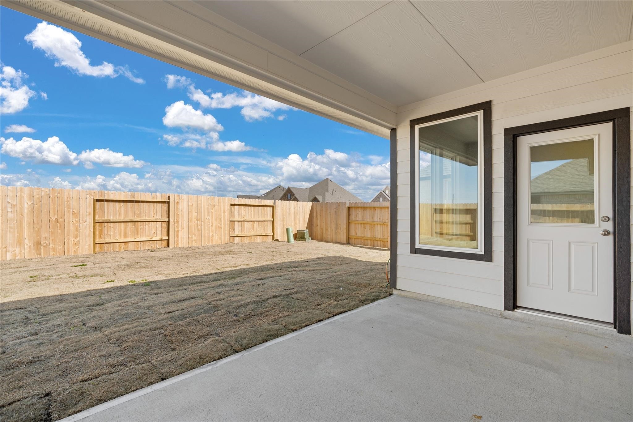 32306 Elmwood Manor, Waller, TX 77484
