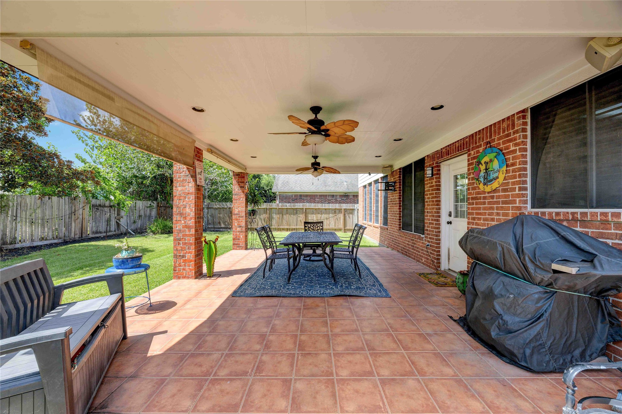 11618 Peachwood Lake Drive, Sugar Land, TX 77498