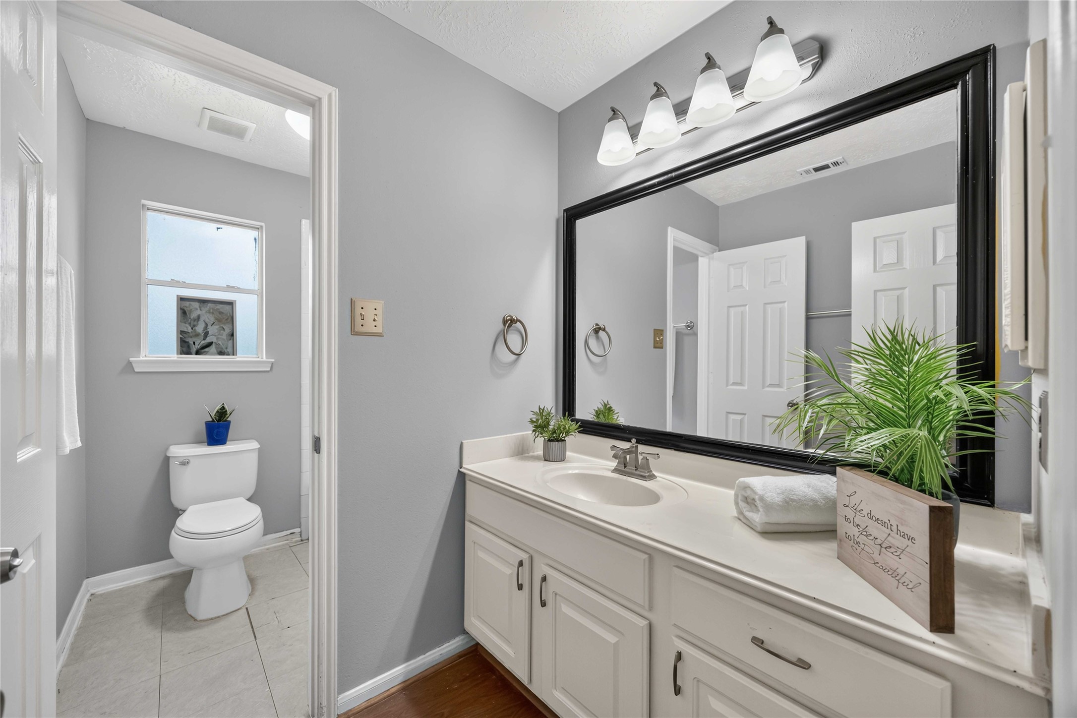 11618 Peachwood Lake Drive, Sugar Land, TX 77498