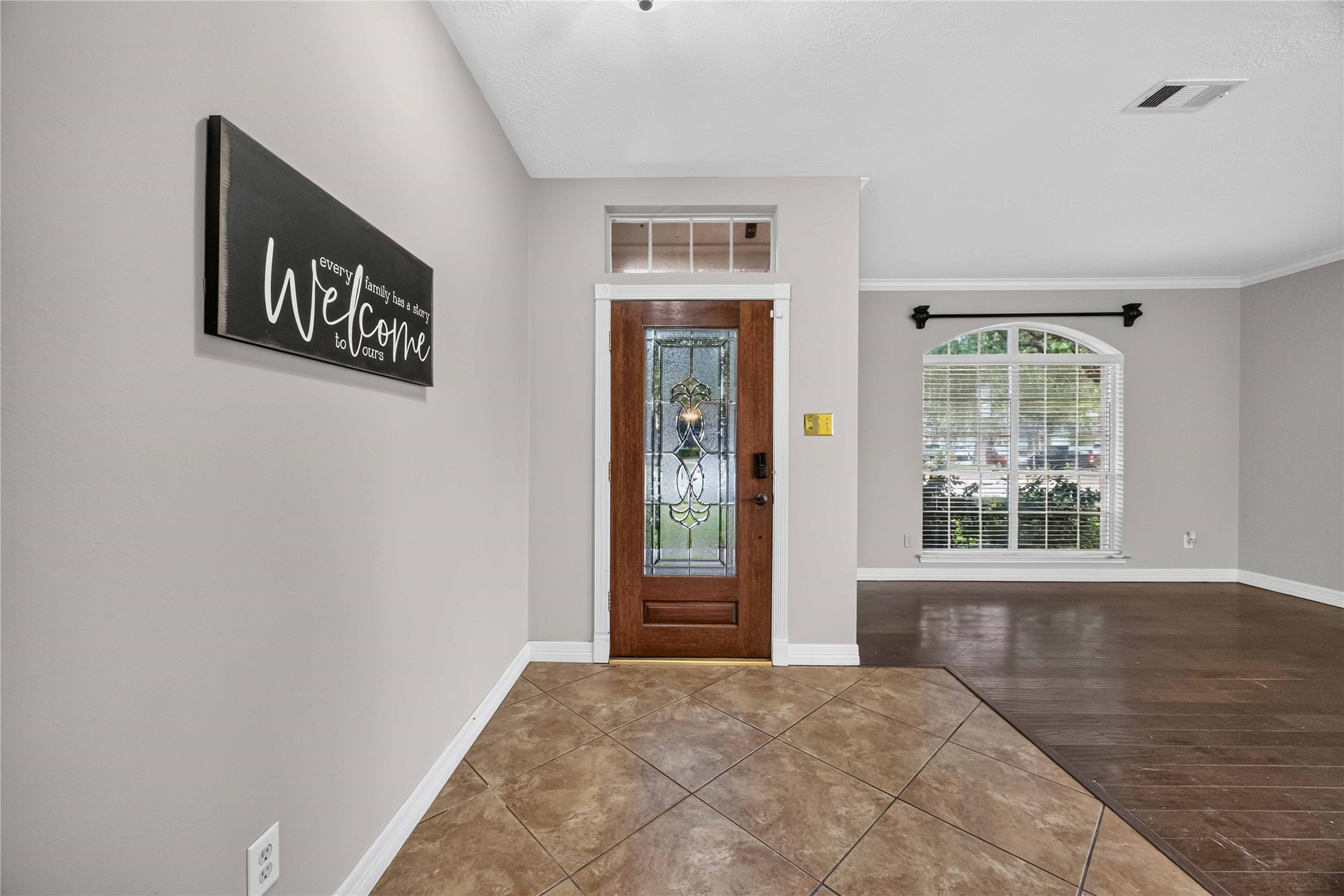 11618 Peachwood Lake Drive, Sugar Land, TX 77498