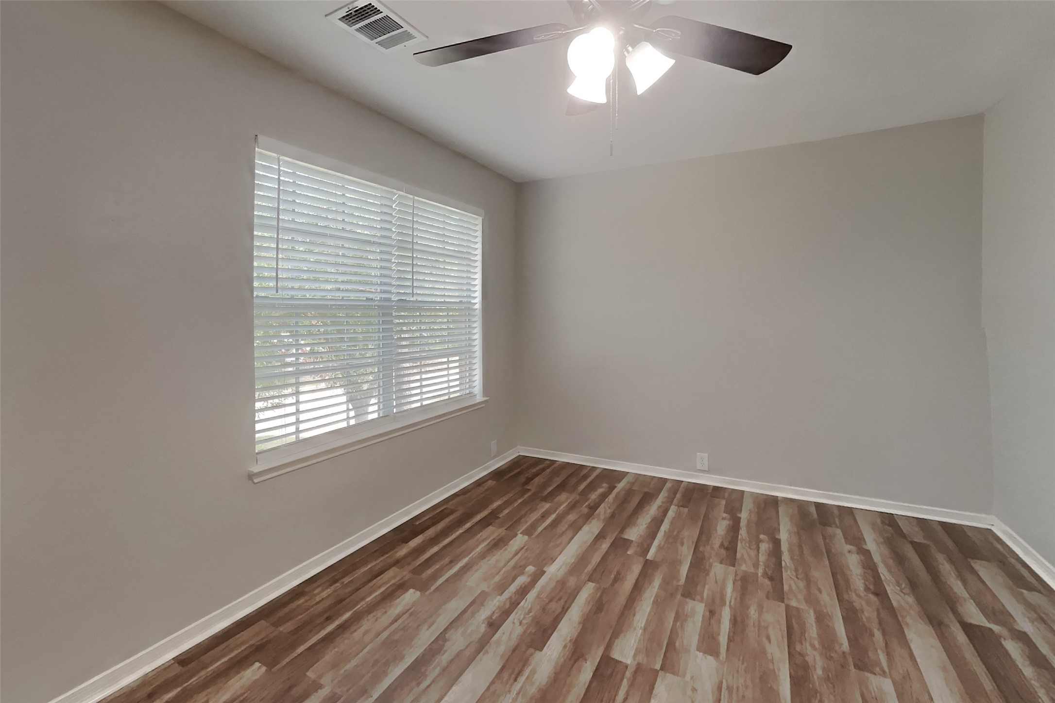 17307 S Summit Canyon Drive, Houston, TX 77095