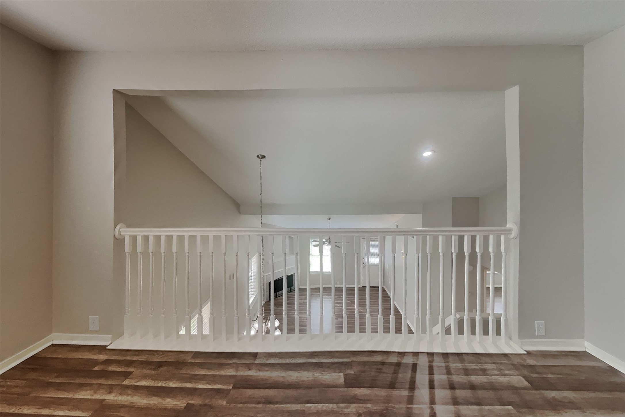 17307 S Summit Canyon Drive, Houston, TX 77095