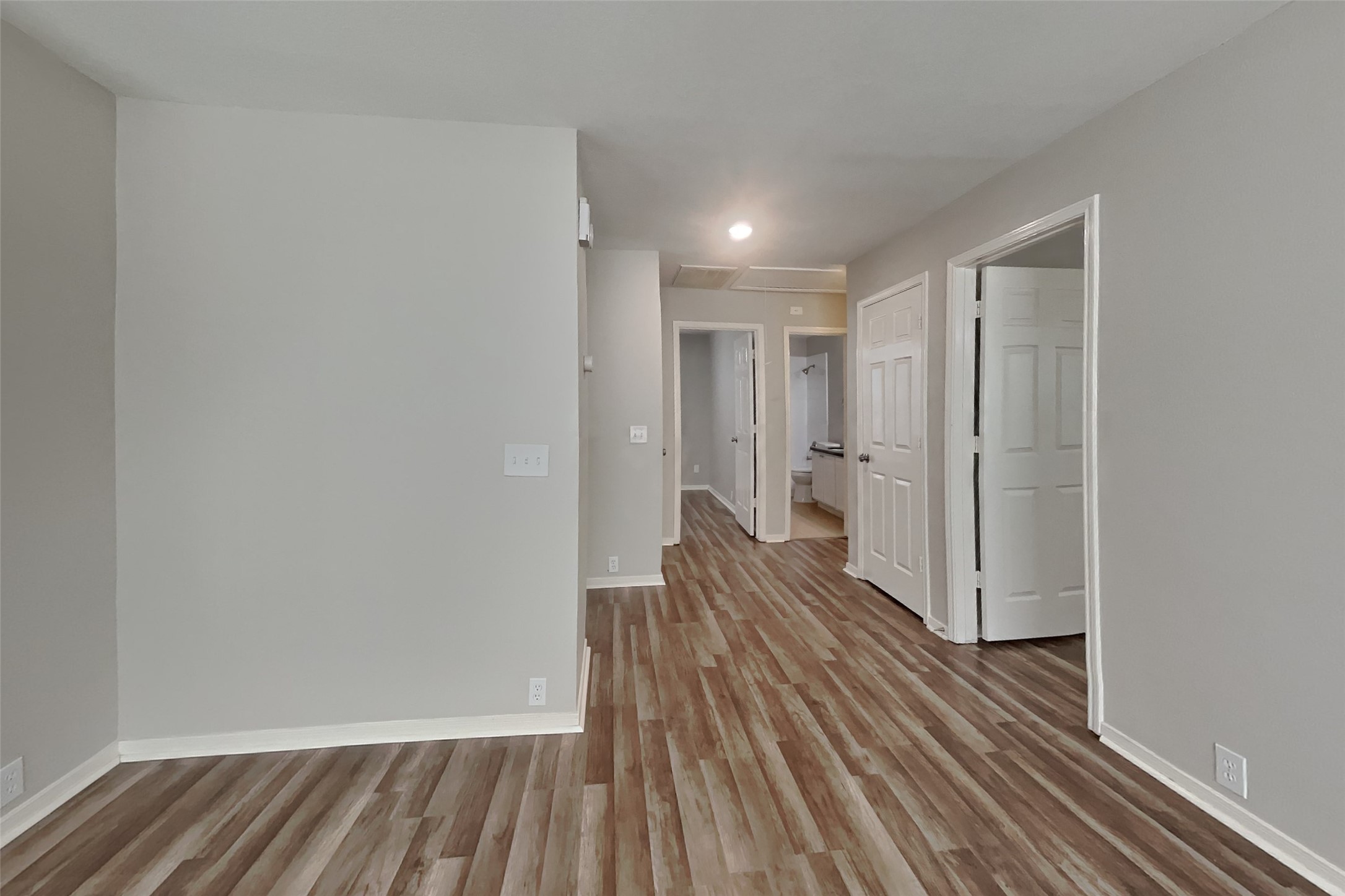 17307 S Summit Canyon Drive, Houston, TX 77095