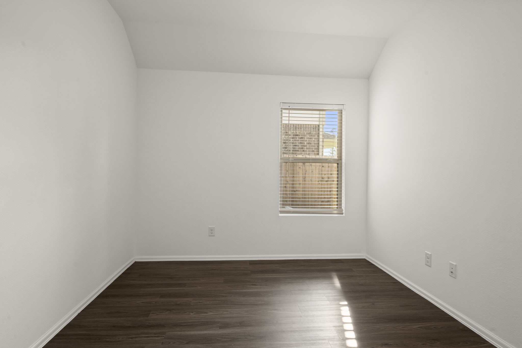 4th bedroom