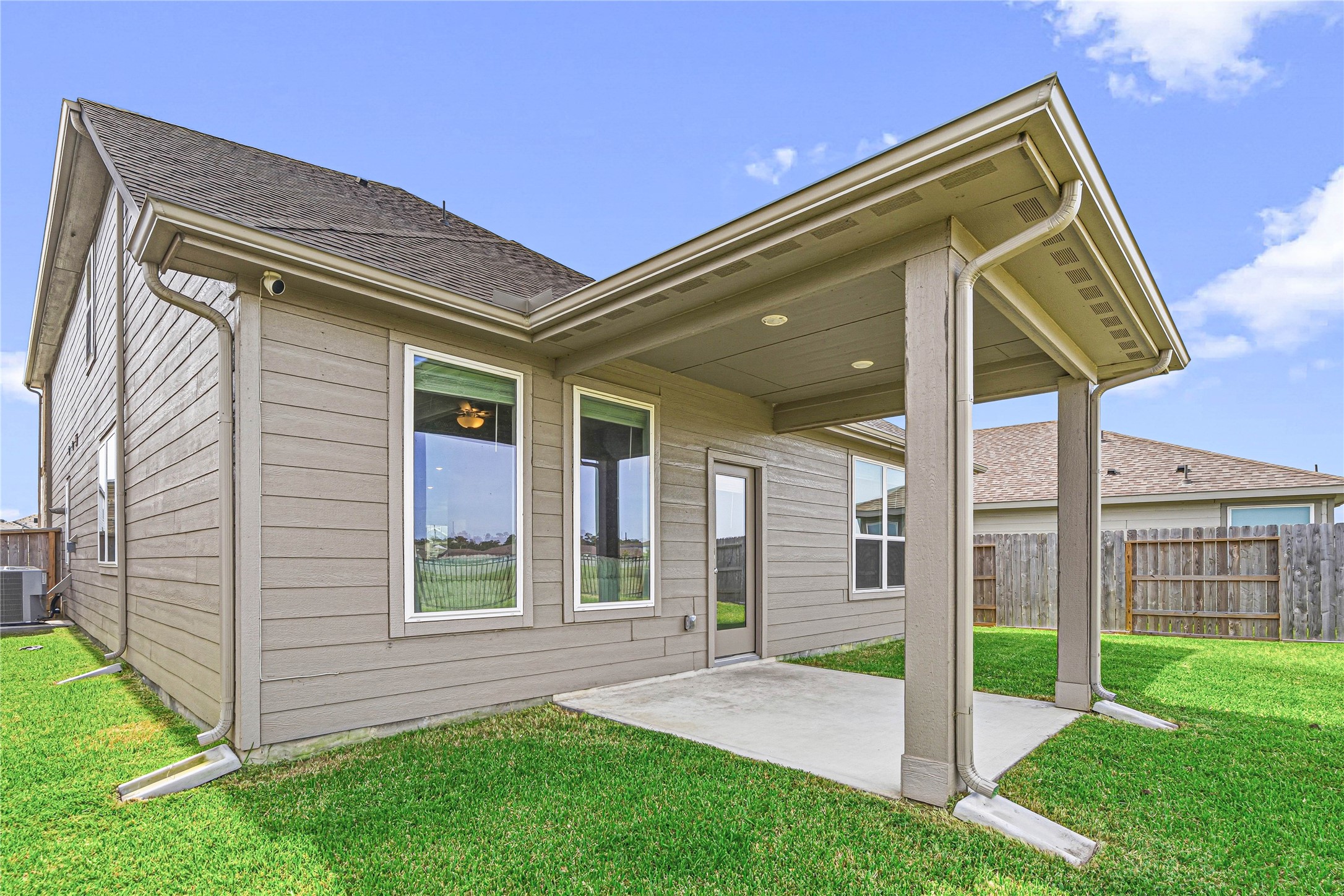 2514 Covered Wagon Drive, Crosby, TX 77532