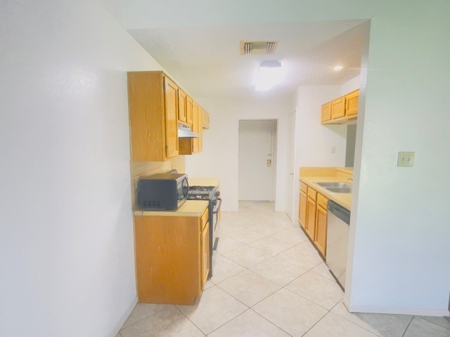 3907 Kitchen Hill Lane, Sugar Land, TX 77479 3907 Kitchen Hill Lane, Sugar Land, TX 77479