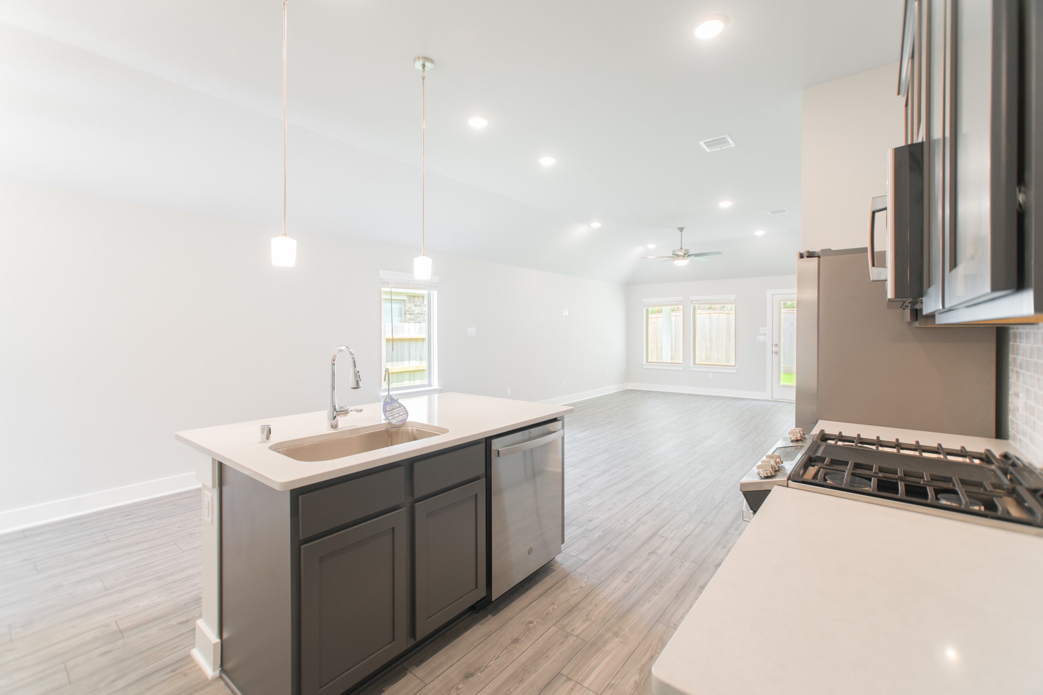 10696 Wild Chives, Conroe, TX 77385