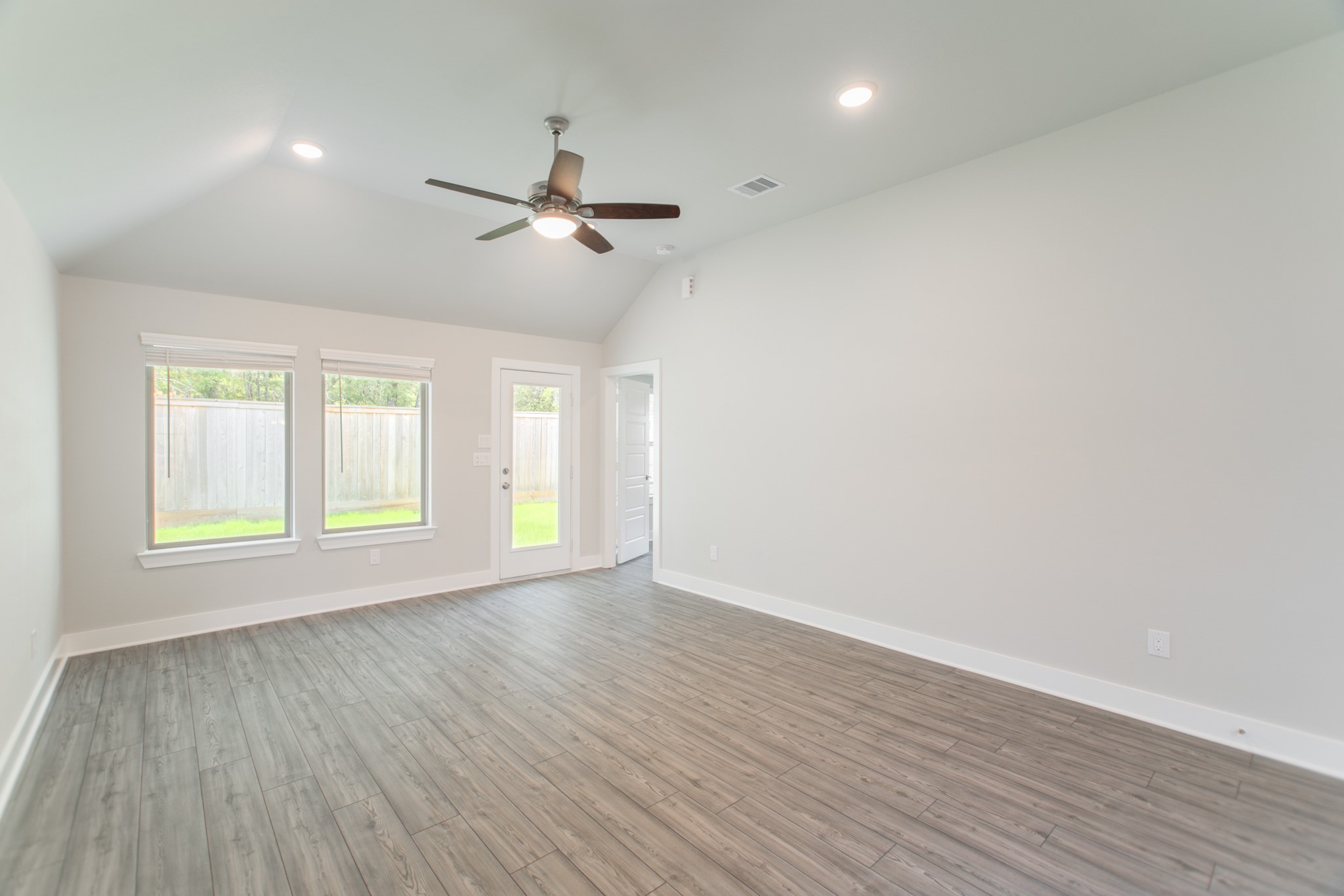 10696 Wild Chives, Conroe, TX 77385