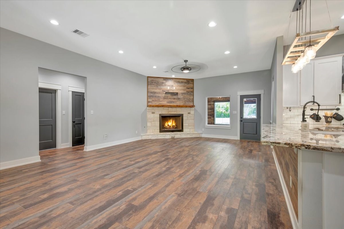 7214 Avenue L, Santa Fe, TX 77510 7214 Avenue L, Santa Fe, TX 77510