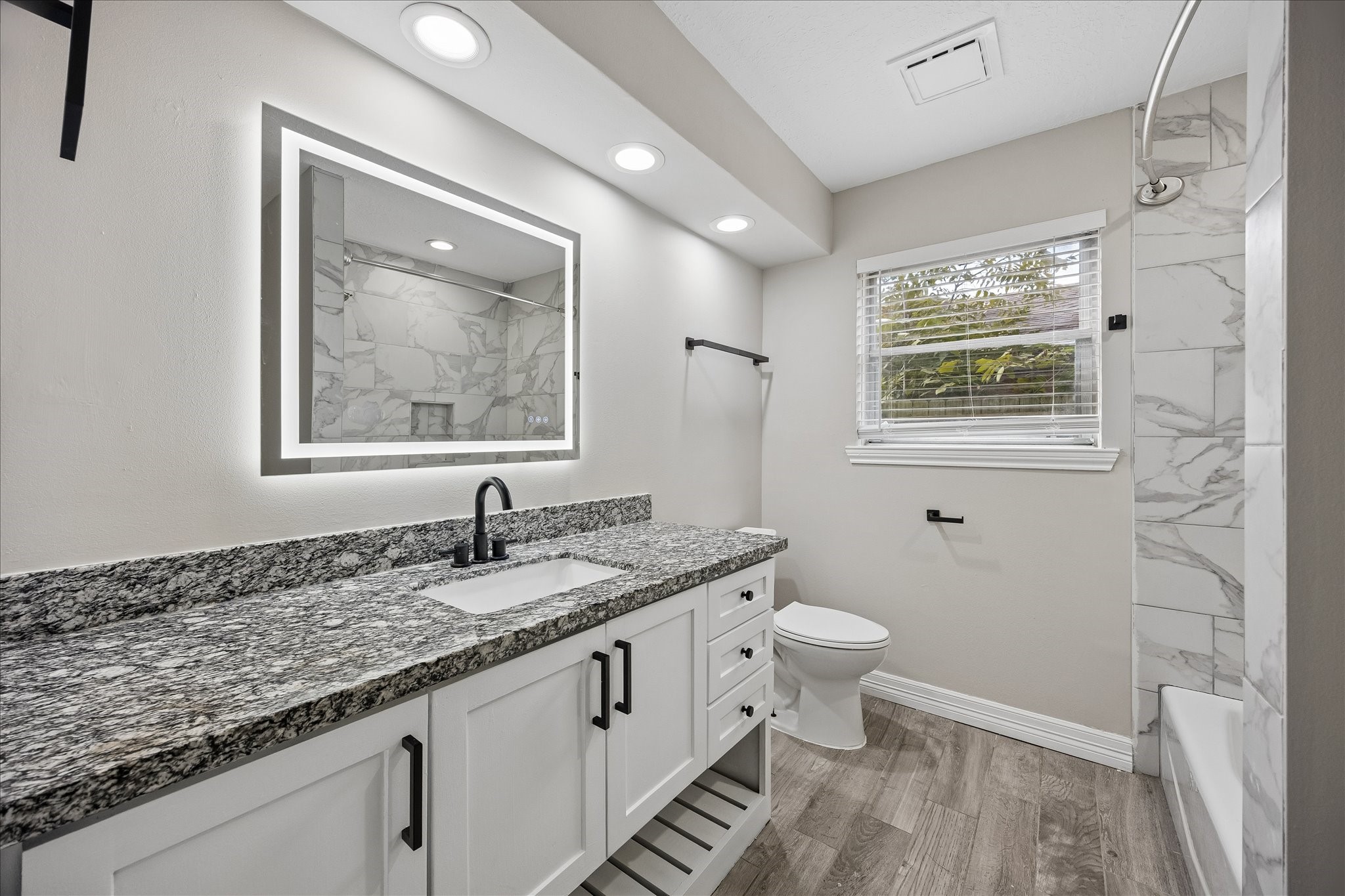 2109 Harper Drive, Pasadena, TX 77502