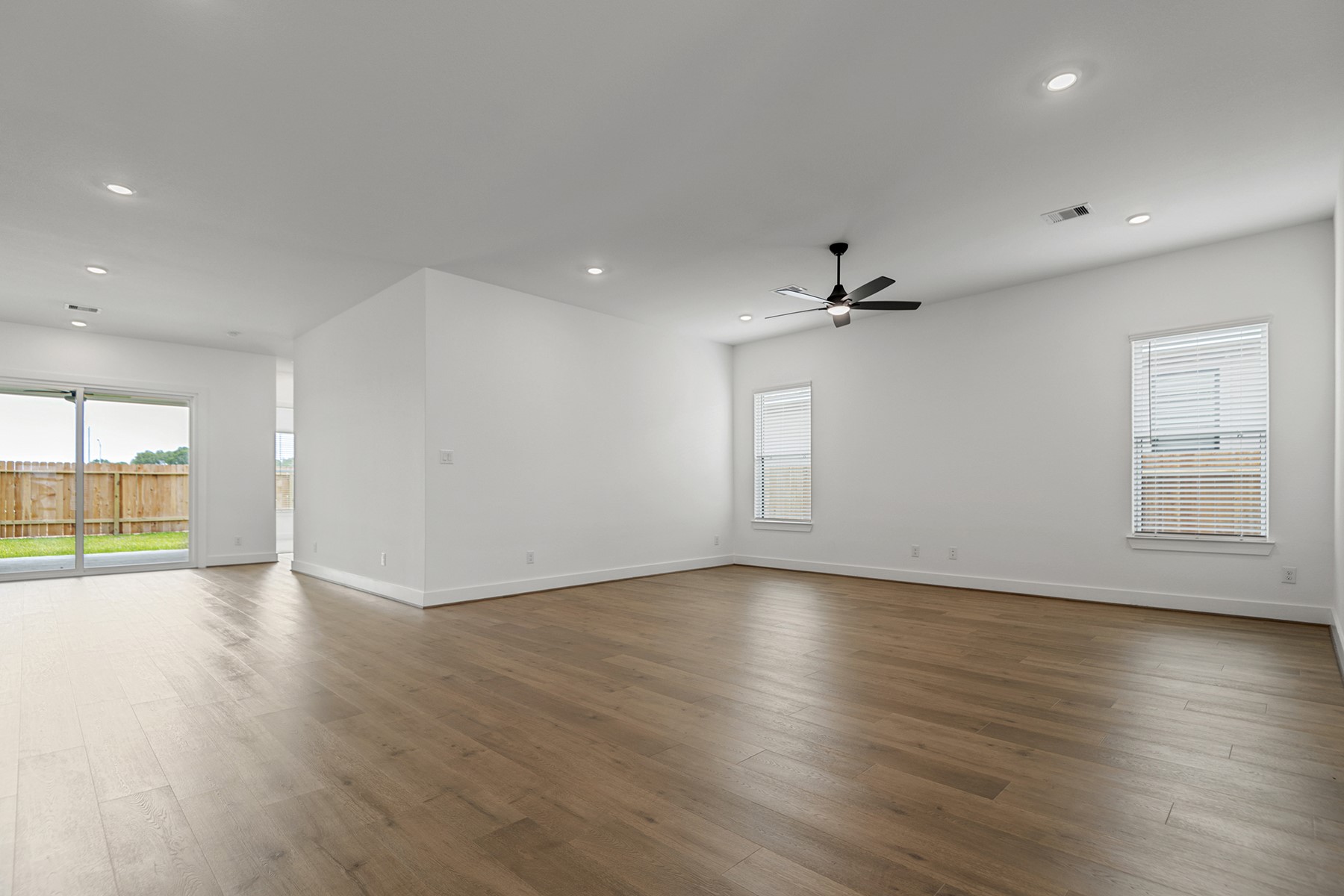 1816 Drover Lane, Rosenberg, TX 77471 1816 Drover Lane, Rosenberg, TX 77471