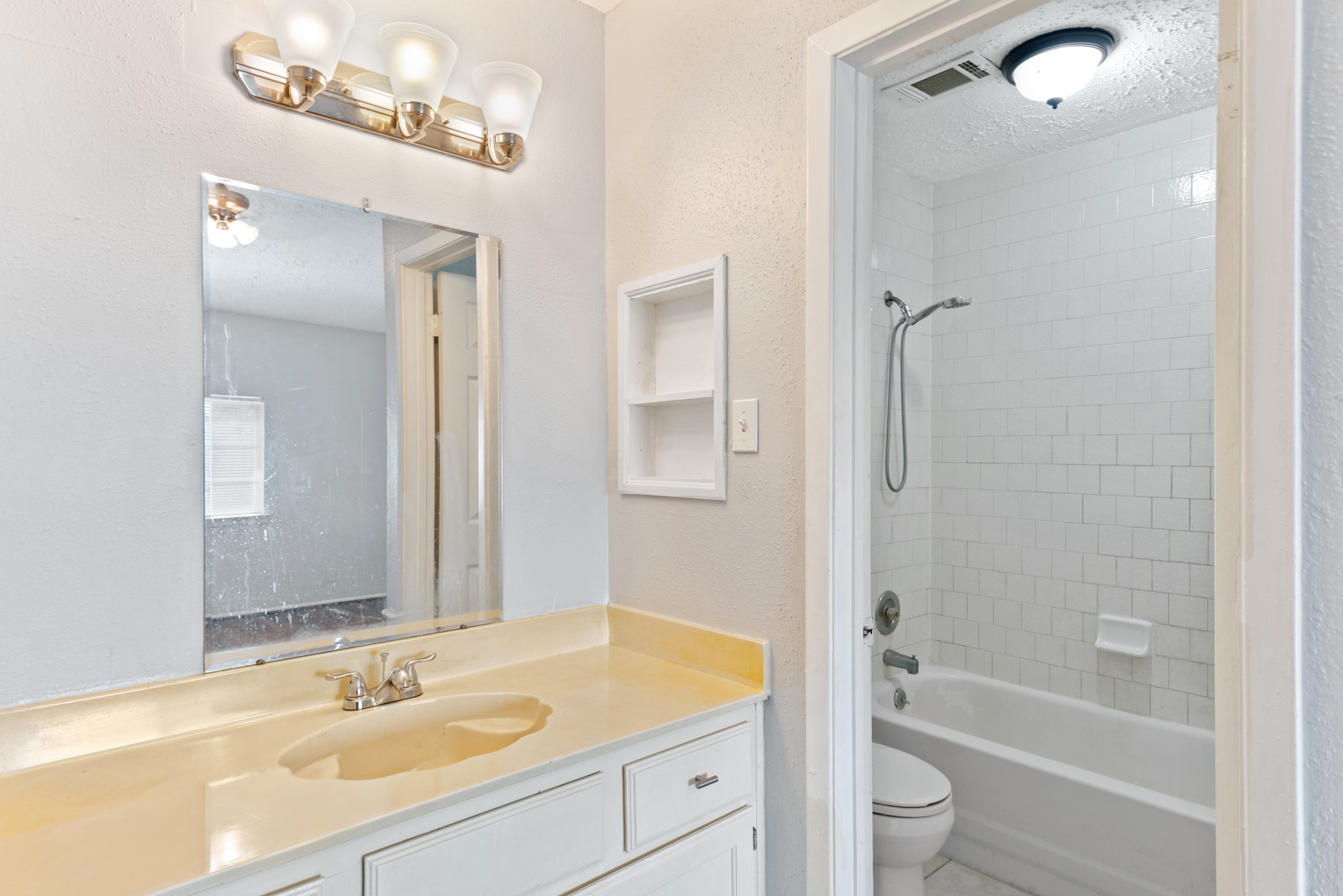 7121 Haven Creek Drive, Cypress, TX 77433