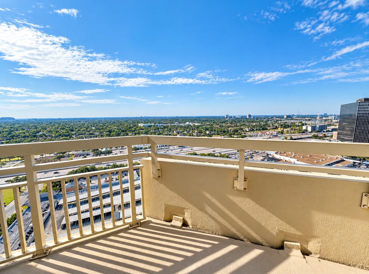 Greenway Plaza views featuring skyline of SW Houston from primary bedroom Greenway Plaza views featuring skyline of SW Houston from primary bedroom