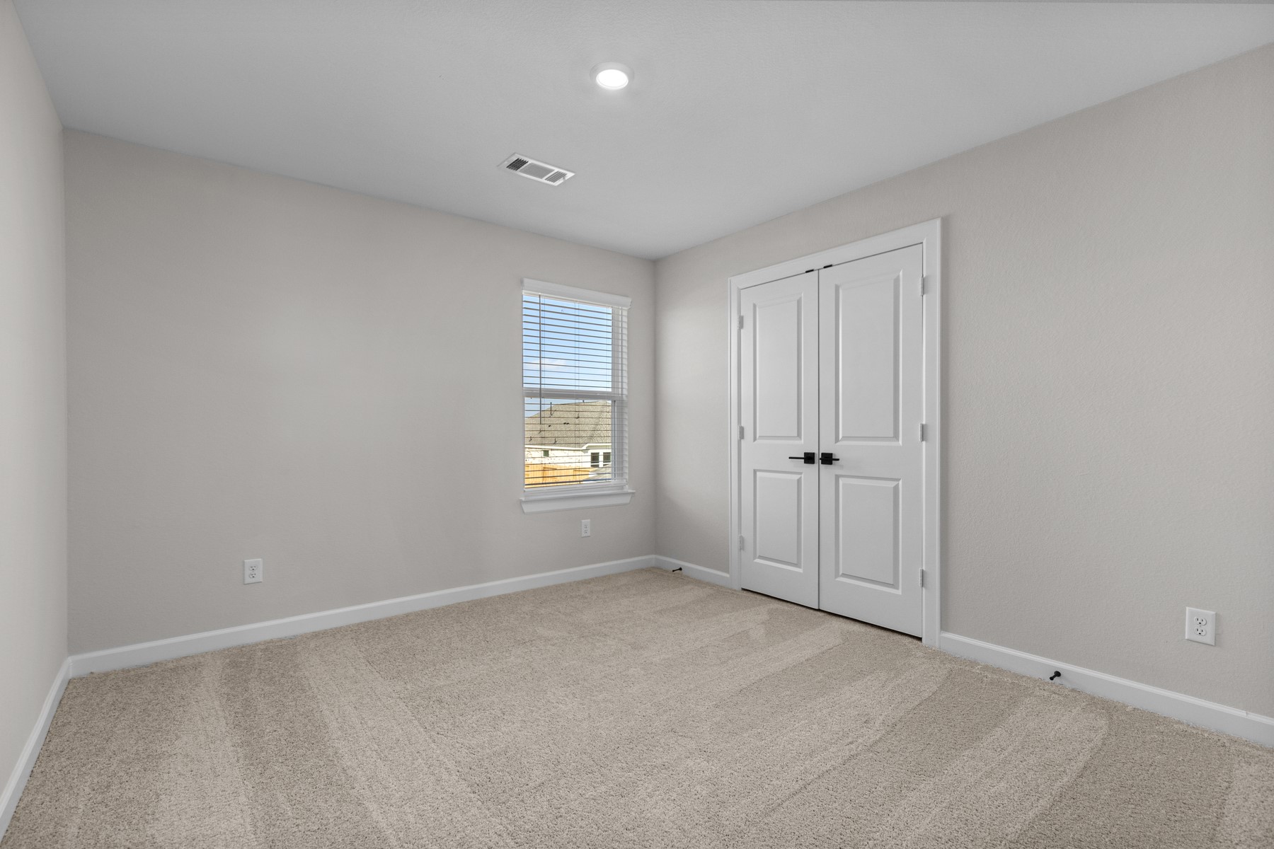 10807 Hickory Lane, Beasley, TX 77417