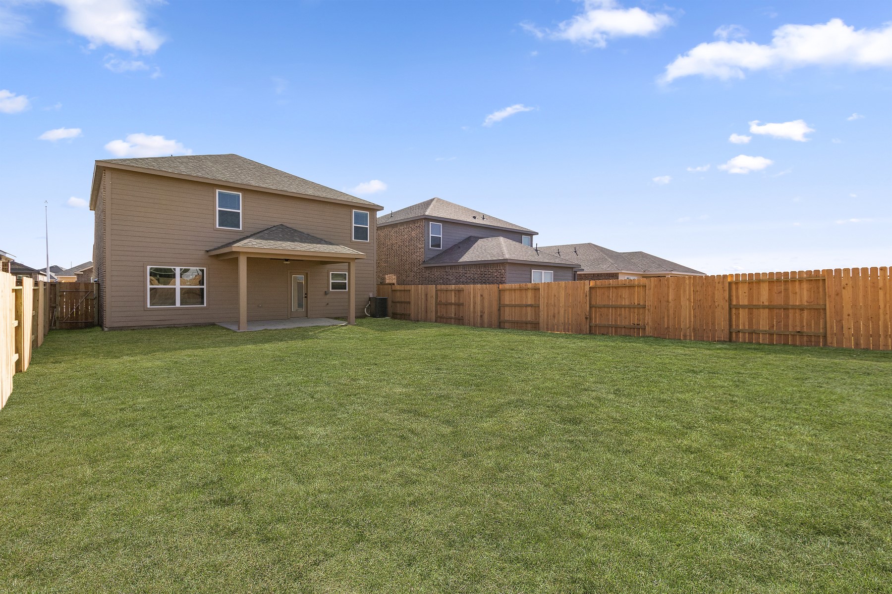 10807 Hickory Lane, Beasley, TX 77417